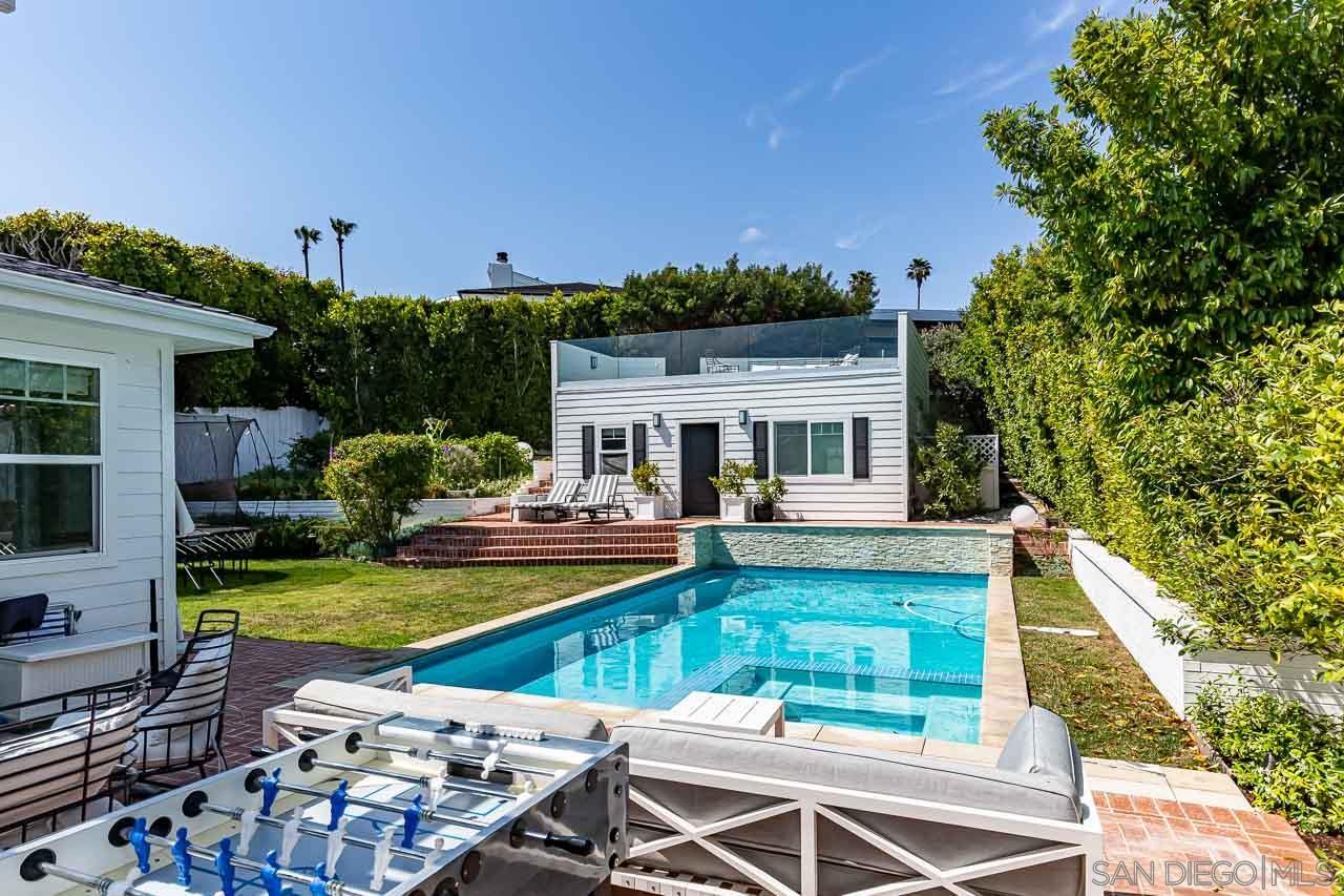 Detail Gallery Image 27 of 30 For 1428  Cottontail, La Jolla,  CA 92037 - 5 Beds | 3/1 Baths