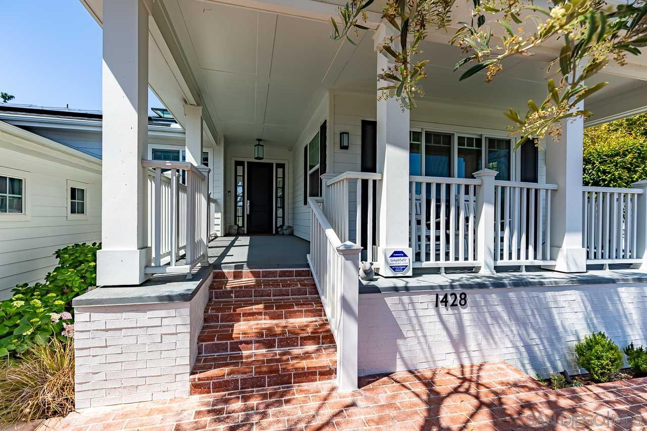 Detail Gallery Image 5 of 30 For 1428  Cottontail, La Jolla,  CA 92037 - 5 Beds | 3/1 Baths