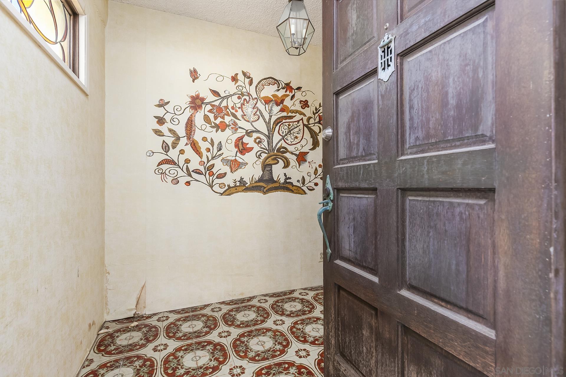 Detail Gallery Image 12 of 64 For 350  San Elijo St, San Diego,  CA 92106 - 4 Beds | 4 Baths