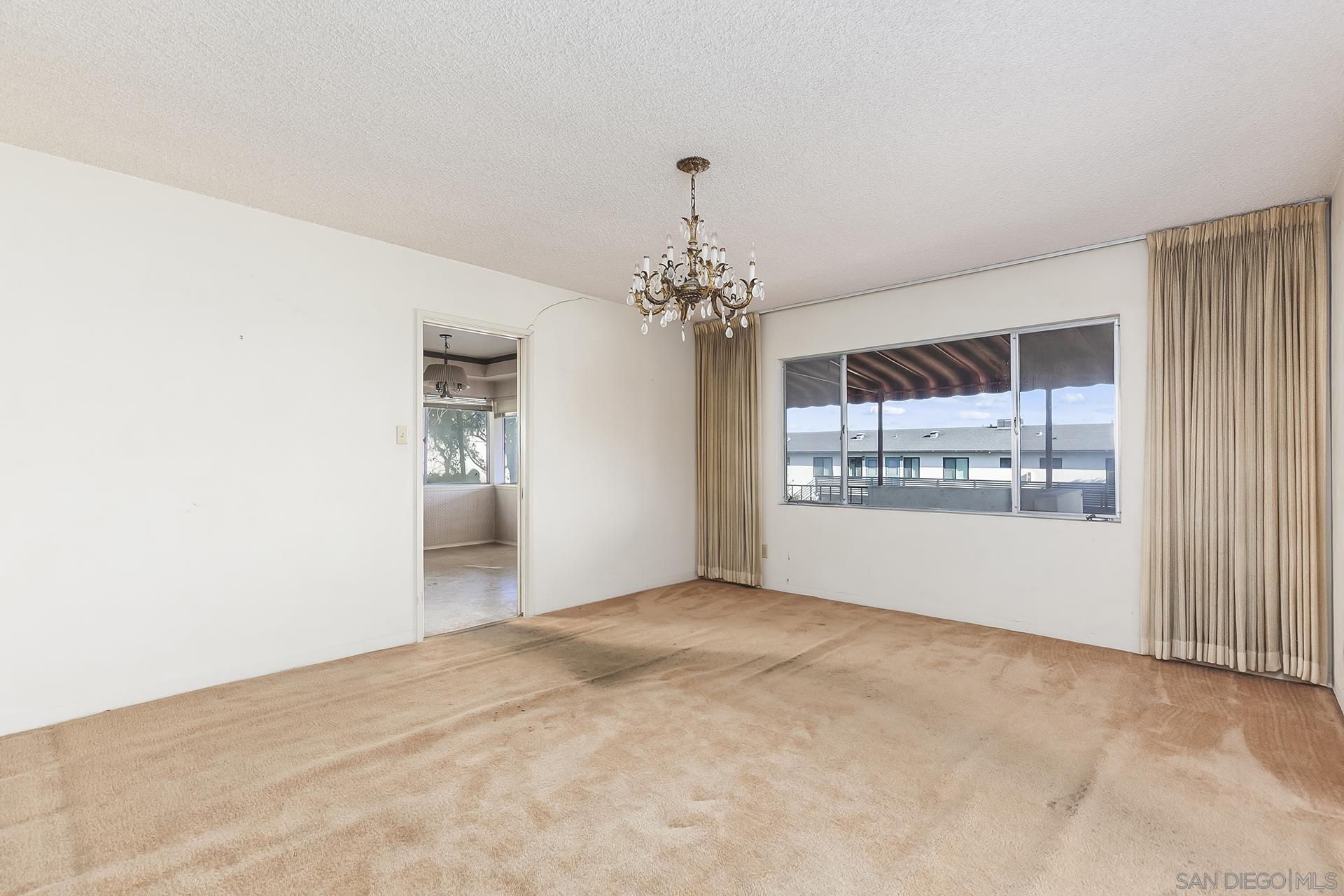 Detail Gallery Image 17 of 64 For 350  San Elijo St, San Diego,  CA 92106 - 4 Beds | 4 Baths