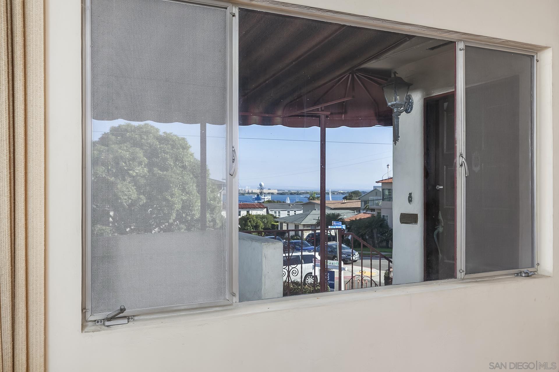 Detail Gallery Image 18 of 64 For 350  San Elijo St, San Diego,  CA 92106 - 4 Beds | 4 Baths