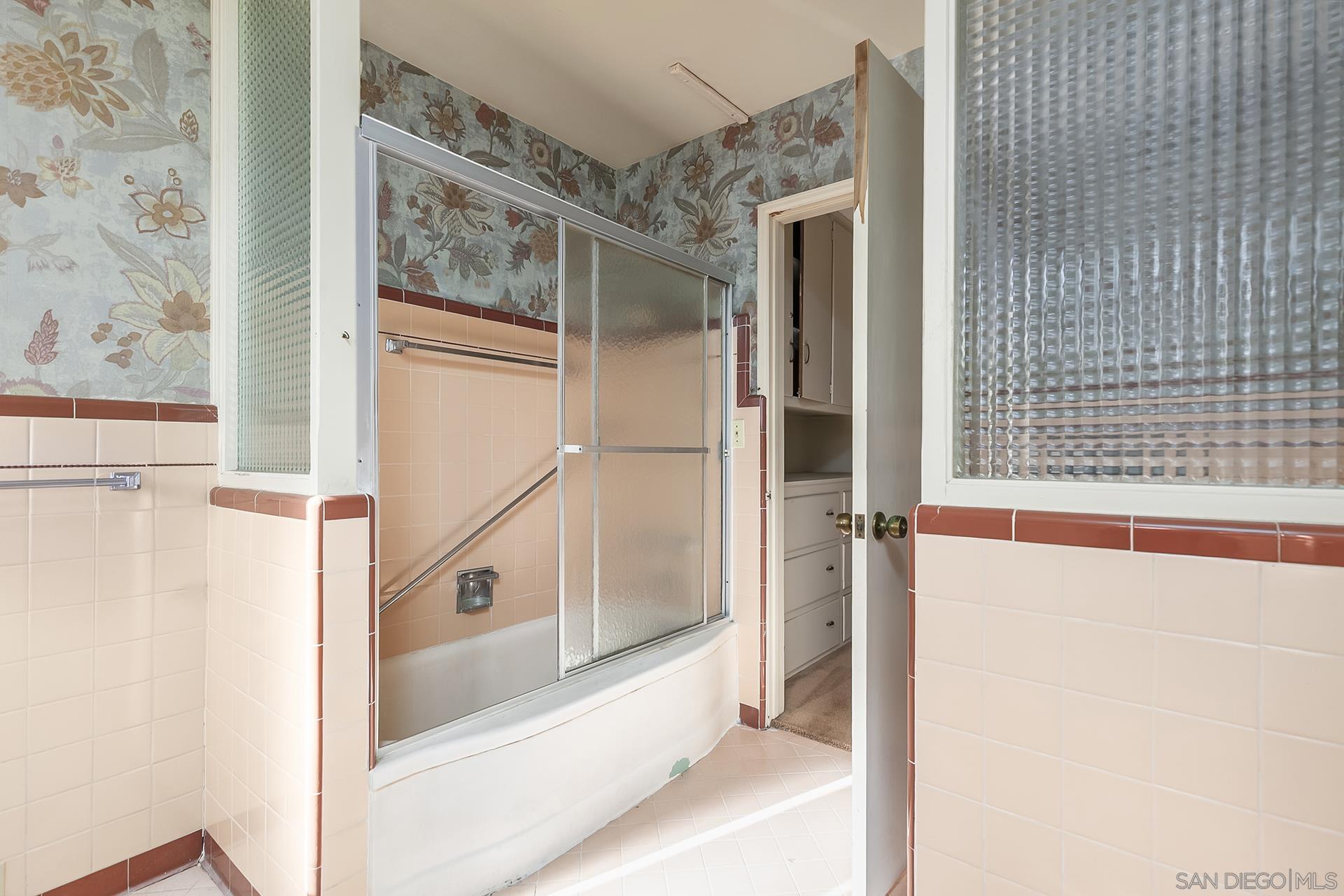 Detail Gallery Image 32 of 64 For 350  San Elijo St, San Diego,  CA 92106 - 4 Beds | 4 Baths