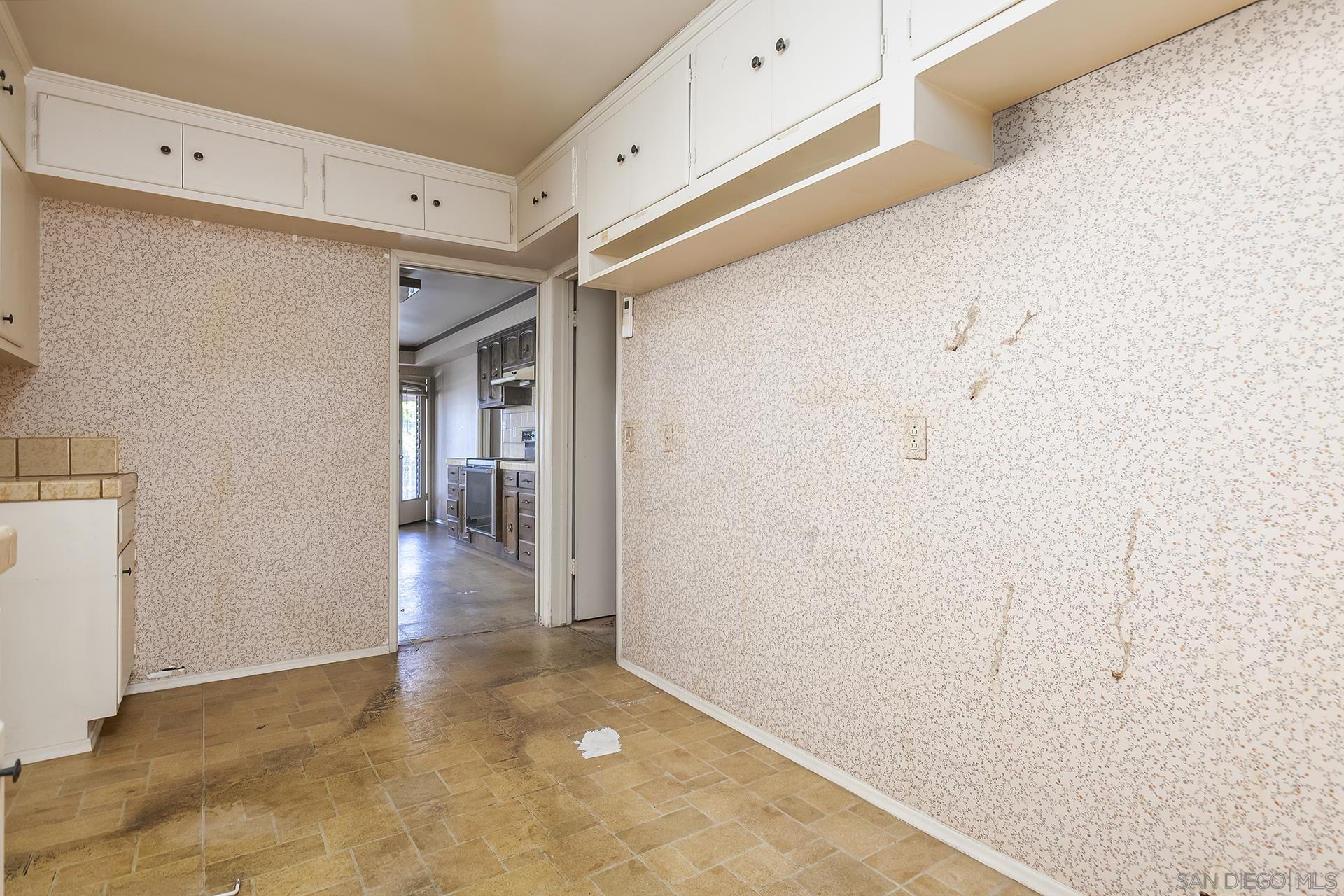 Detail Gallery Image 34 of 64 For 350  San Elijo St, San Diego,  CA 92106 - 4 Beds | 4 Baths