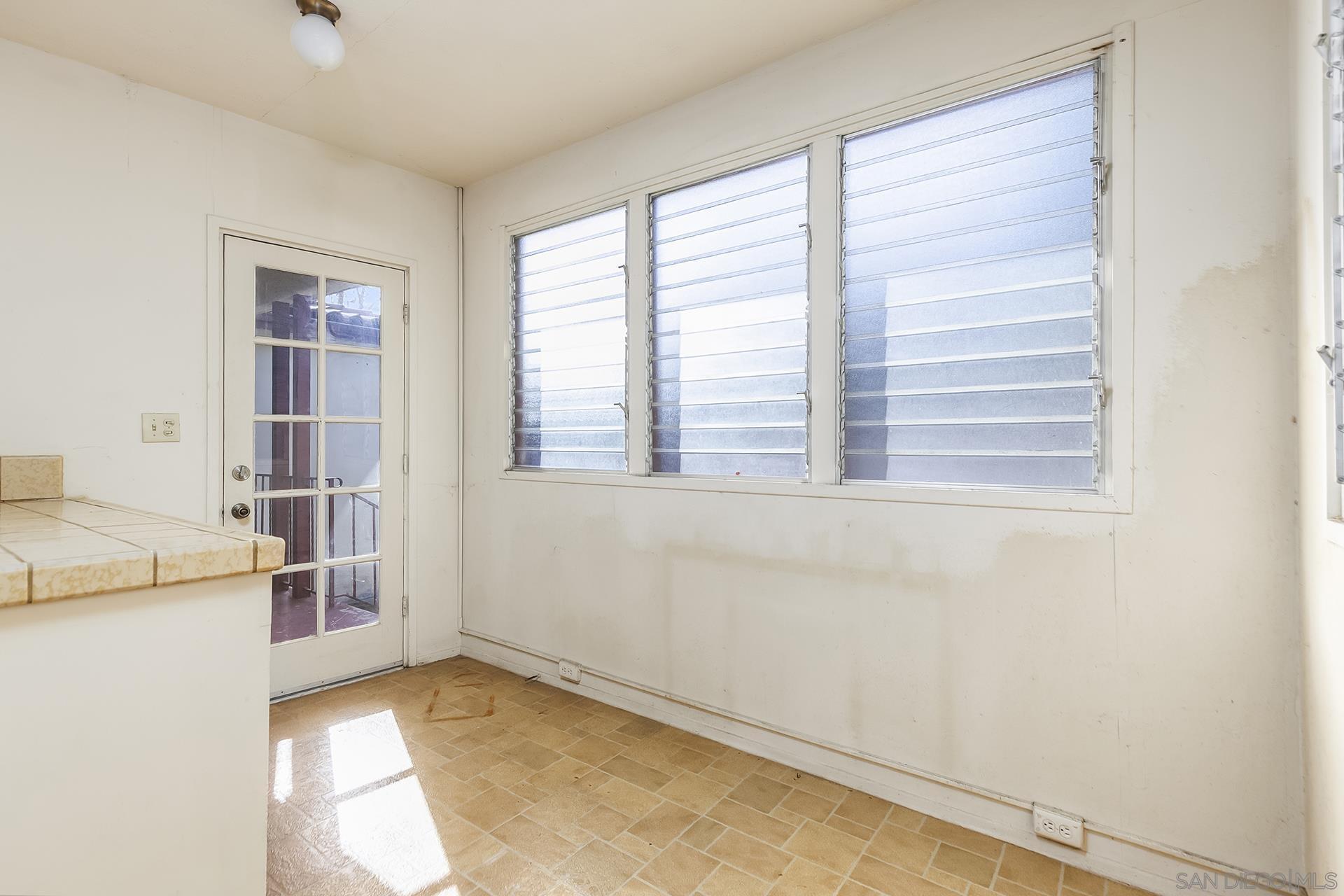 Detail Gallery Image 35 of 64 For 350  San Elijo St, San Diego,  CA 92106 - 4 Beds | 4 Baths