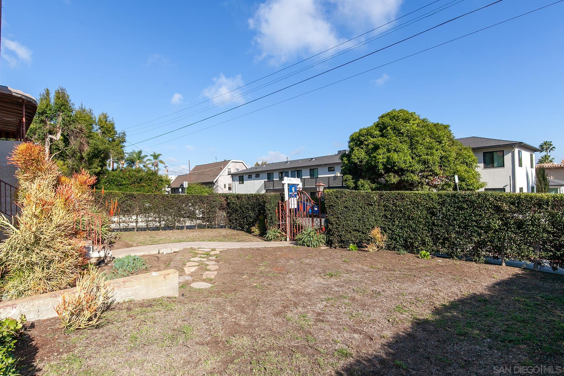 Detail Gallery Image 42 of 64 For 350  San Elijo St, San Diego,  CA 92106 - 4 Beds | 4 Baths