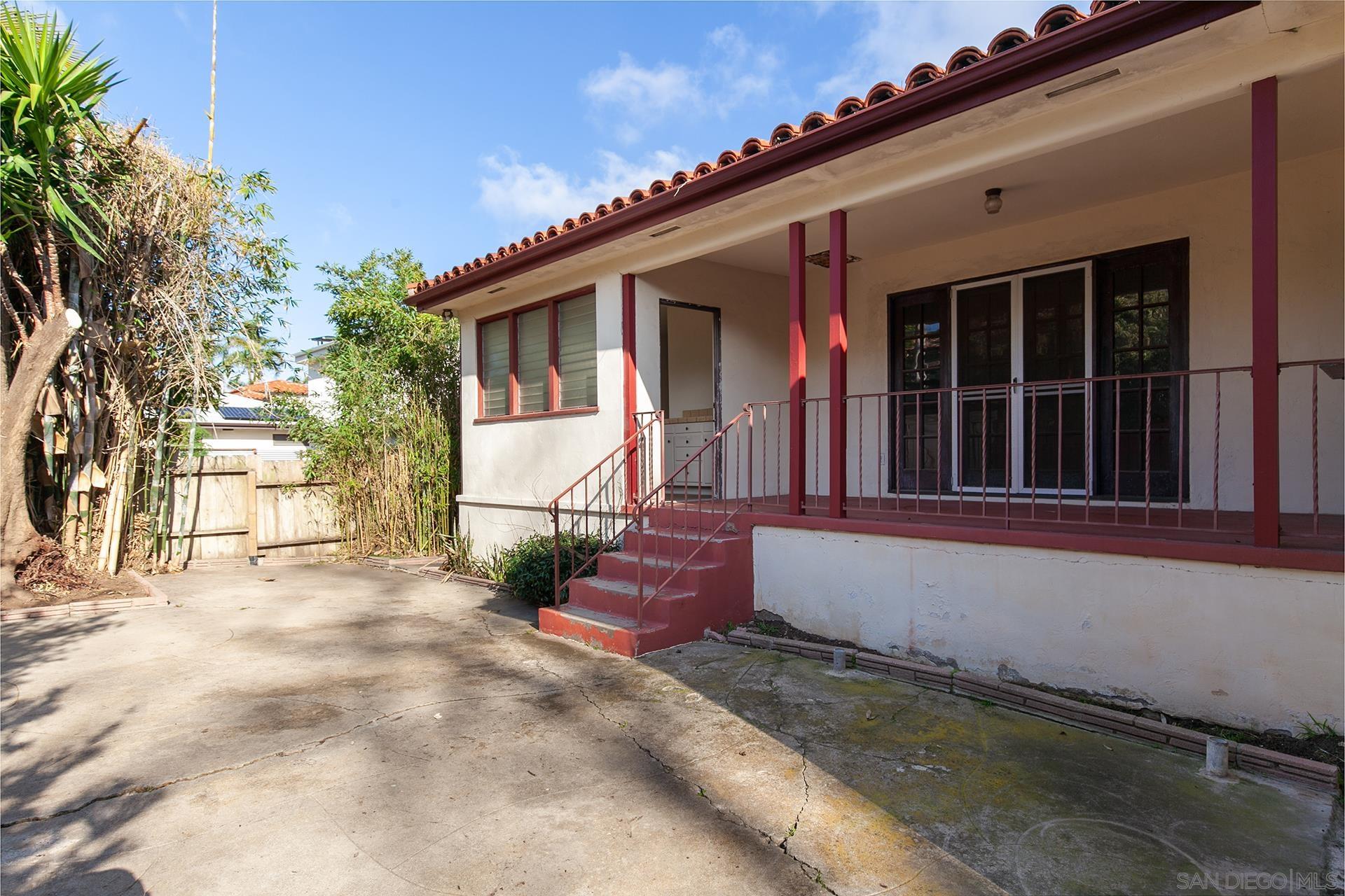 Detail Gallery Image 43 of 64 For 350  San Elijo St, San Diego,  CA 92106 - 4 Beds | 4 Baths