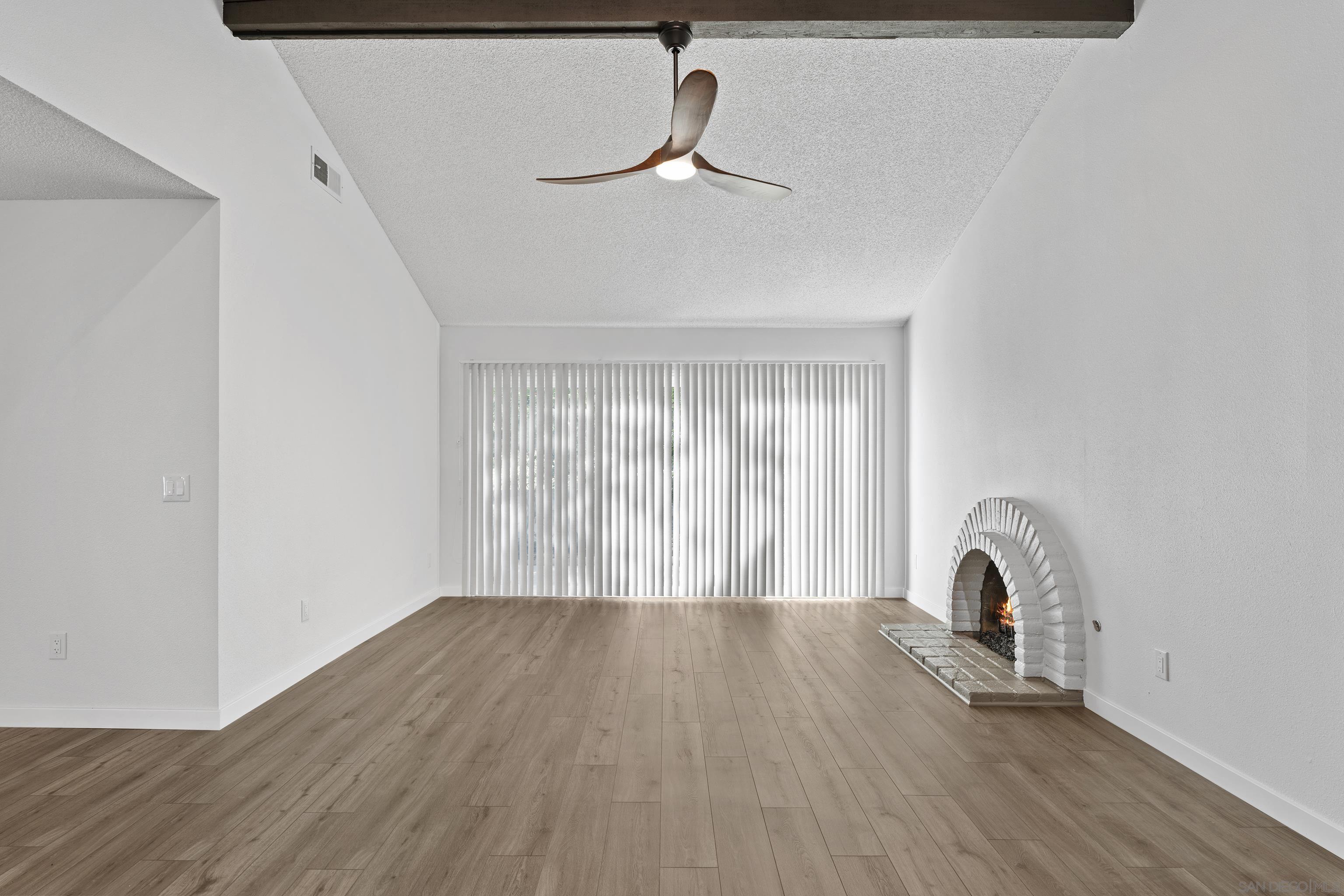 Detail Gallery Image 10 of 28 For 16407  Caminito Vecinos  #155,  San Diego,  CA 92128 - 2 Beds | 2 Baths