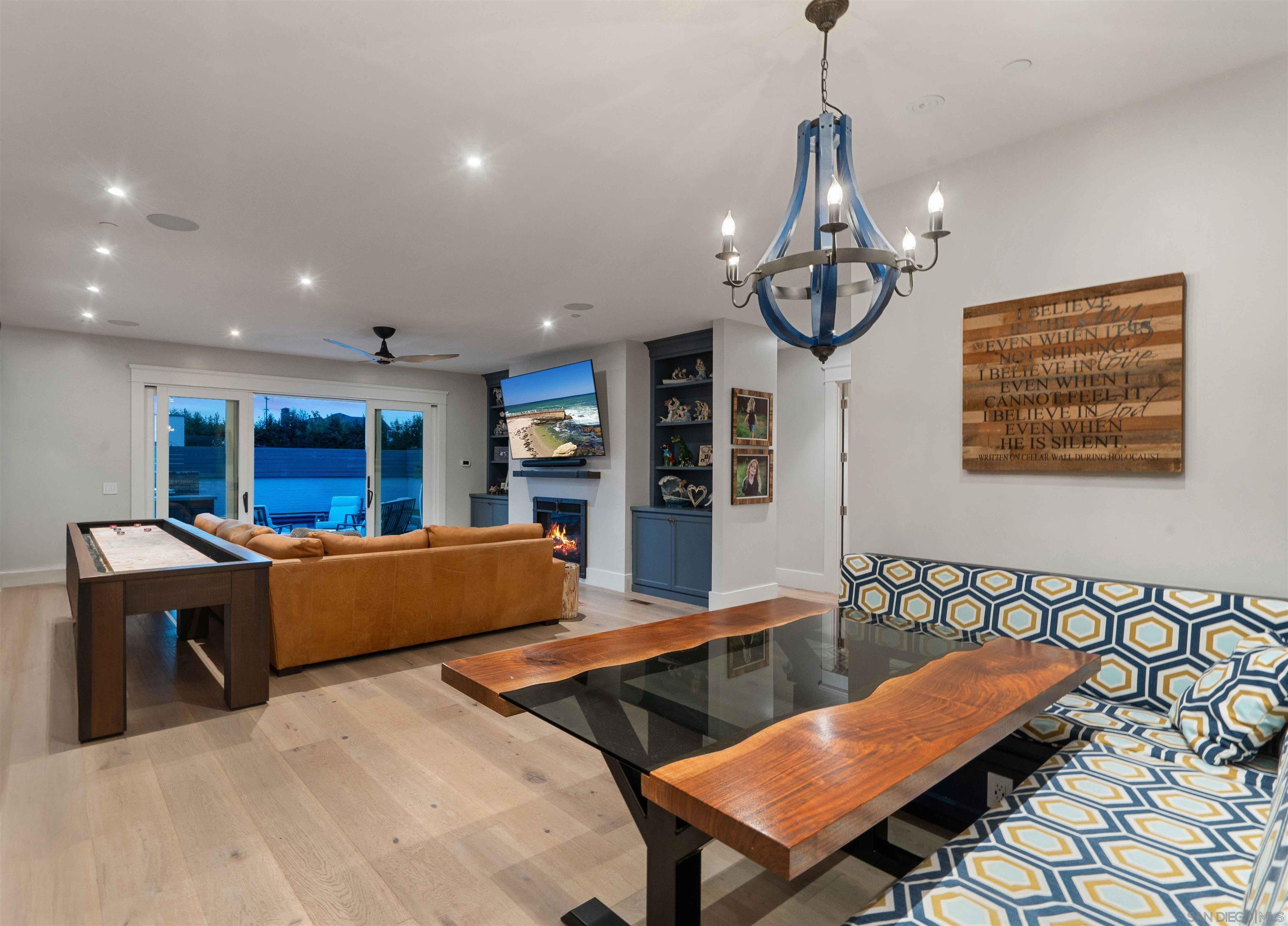 Detail Gallery Image 22 of 59 For 1027  G Ave, Coronado,  CA 92118 - 5 Beds | 3/1 Baths