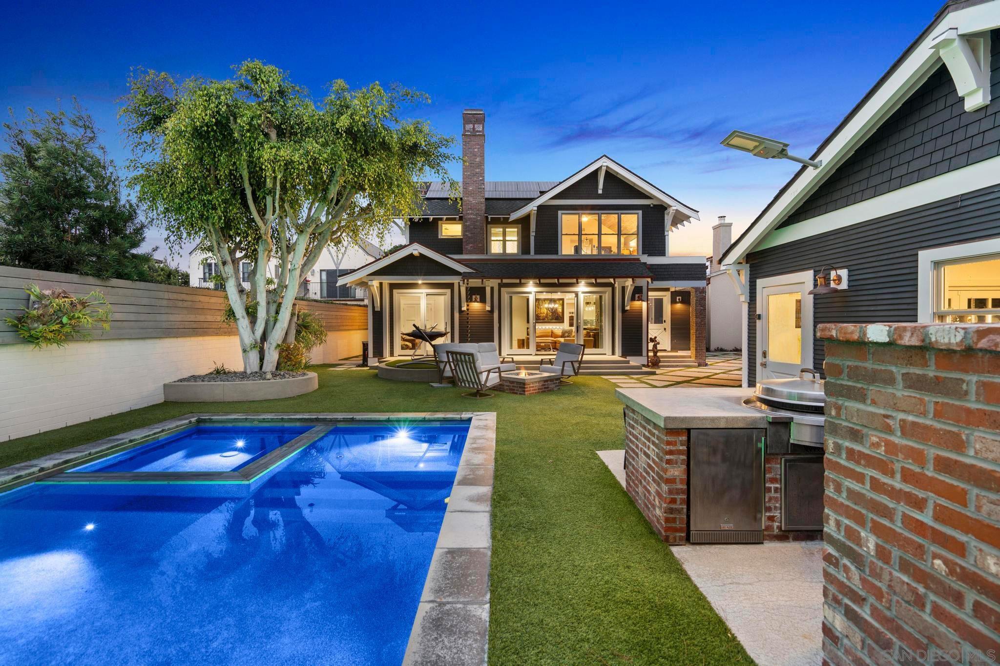 Detail Gallery Image 25 of 59 For 1027  G Ave, Coronado,  CA 92118 - 5 Beds | 3/1 Baths