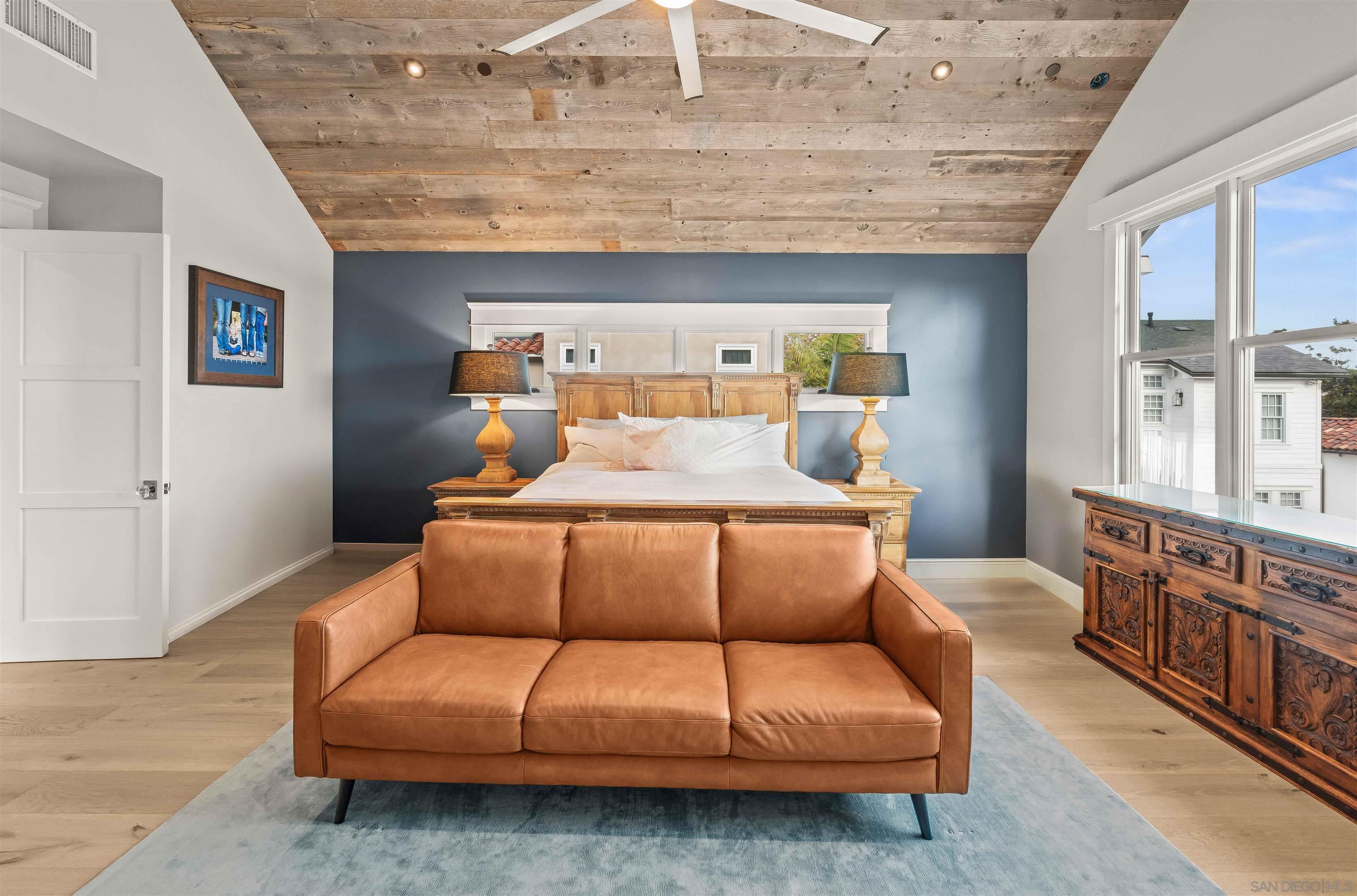 Detail Gallery Image 39 of 59 For 1027  G Ave, Coronado,  CA 92118 - 5 Beds | 3/1 Baths