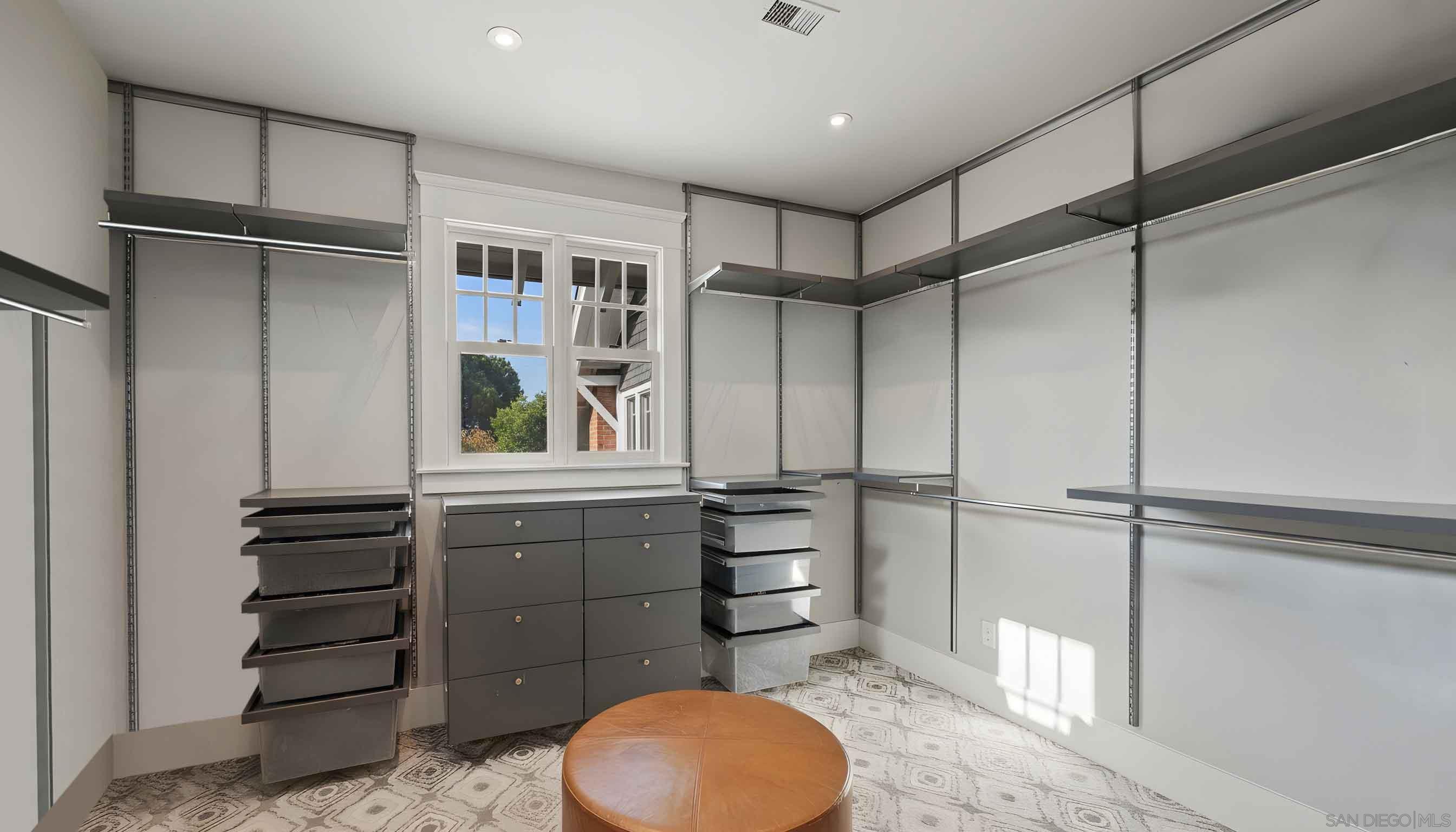 Detail Gallery Image 44 of 59 For 1027  G Ave, Coronado,  CA 92118 - 5 Beds | 3/1 Baths