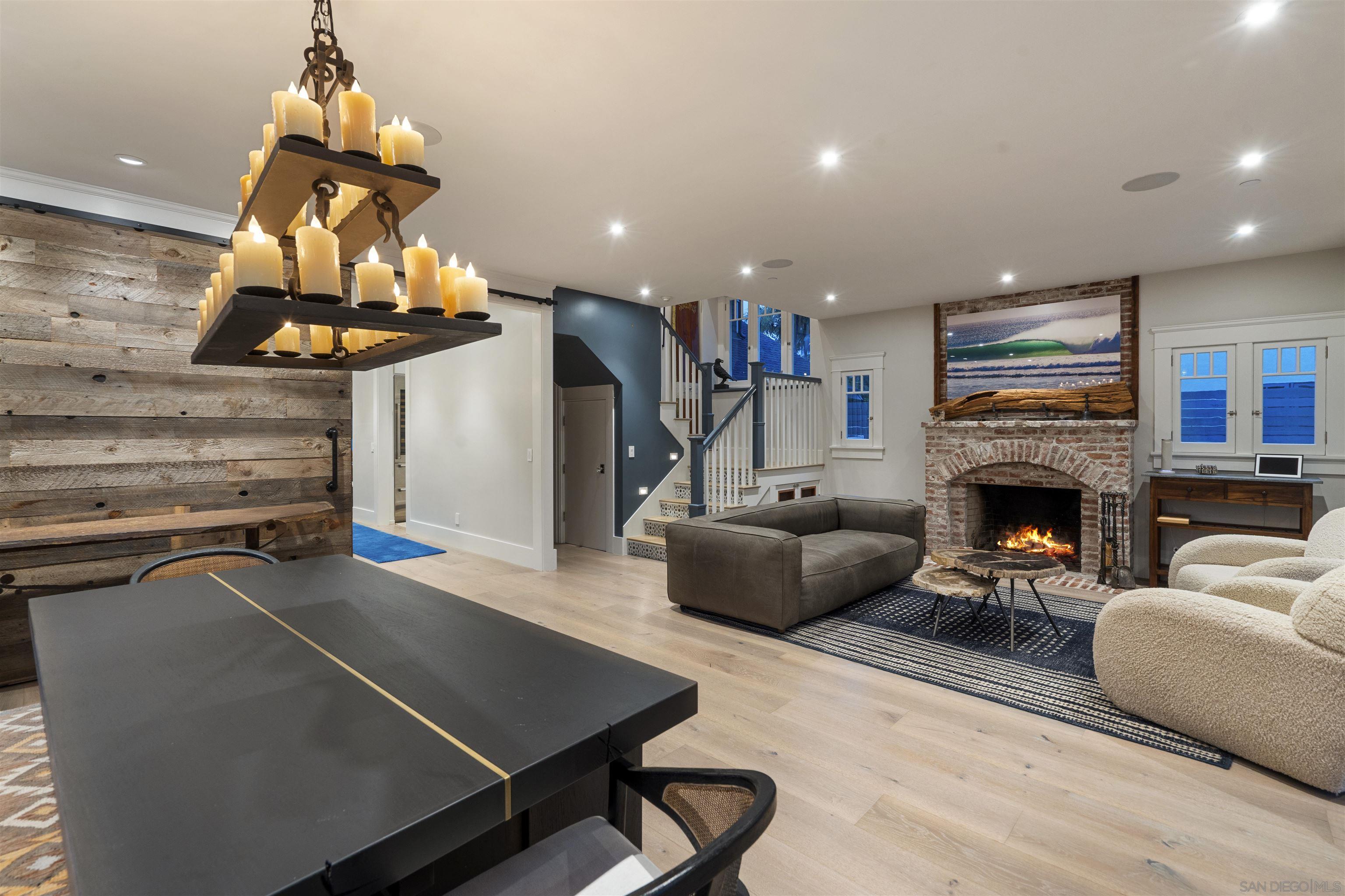 Detail Gallery Image 9 of 59 For 1027  G Ave, Coronado,  CA 92118 - 5 Beds | 3/1 Baths