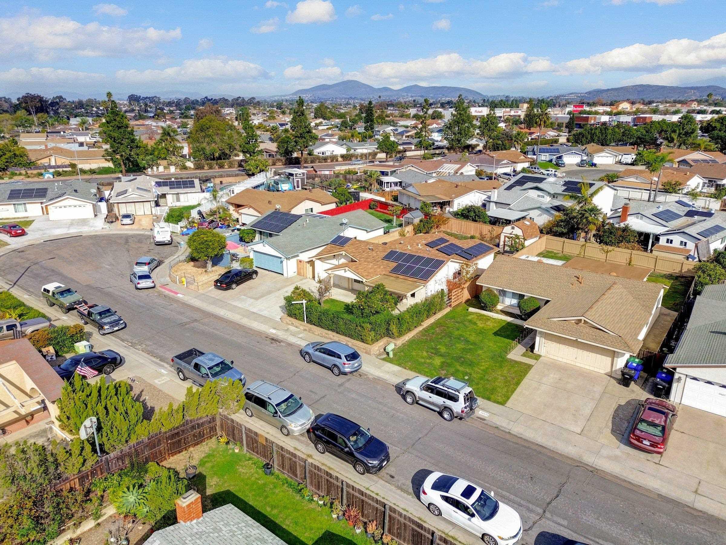 Detail Gallery Image 32 of 35 For 10641  Amantha Ave., San Diego,  CA 92126 - 3 Beds | 2 Baths