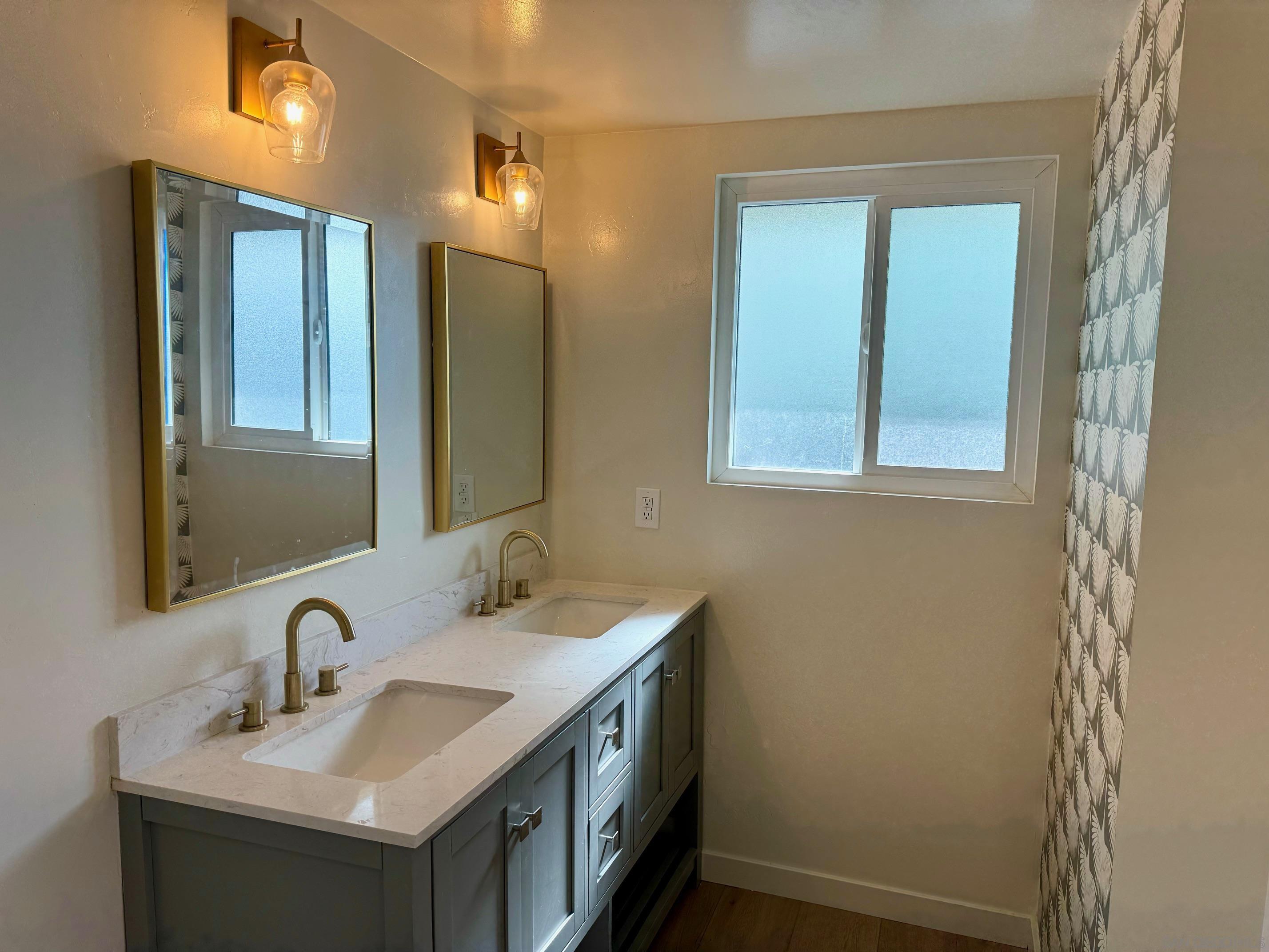 Detail Gallery Image 11 of 27 For 113  N Granados  113, Solana Beach,  CA 92075 - 2 Beds | 2 Baths