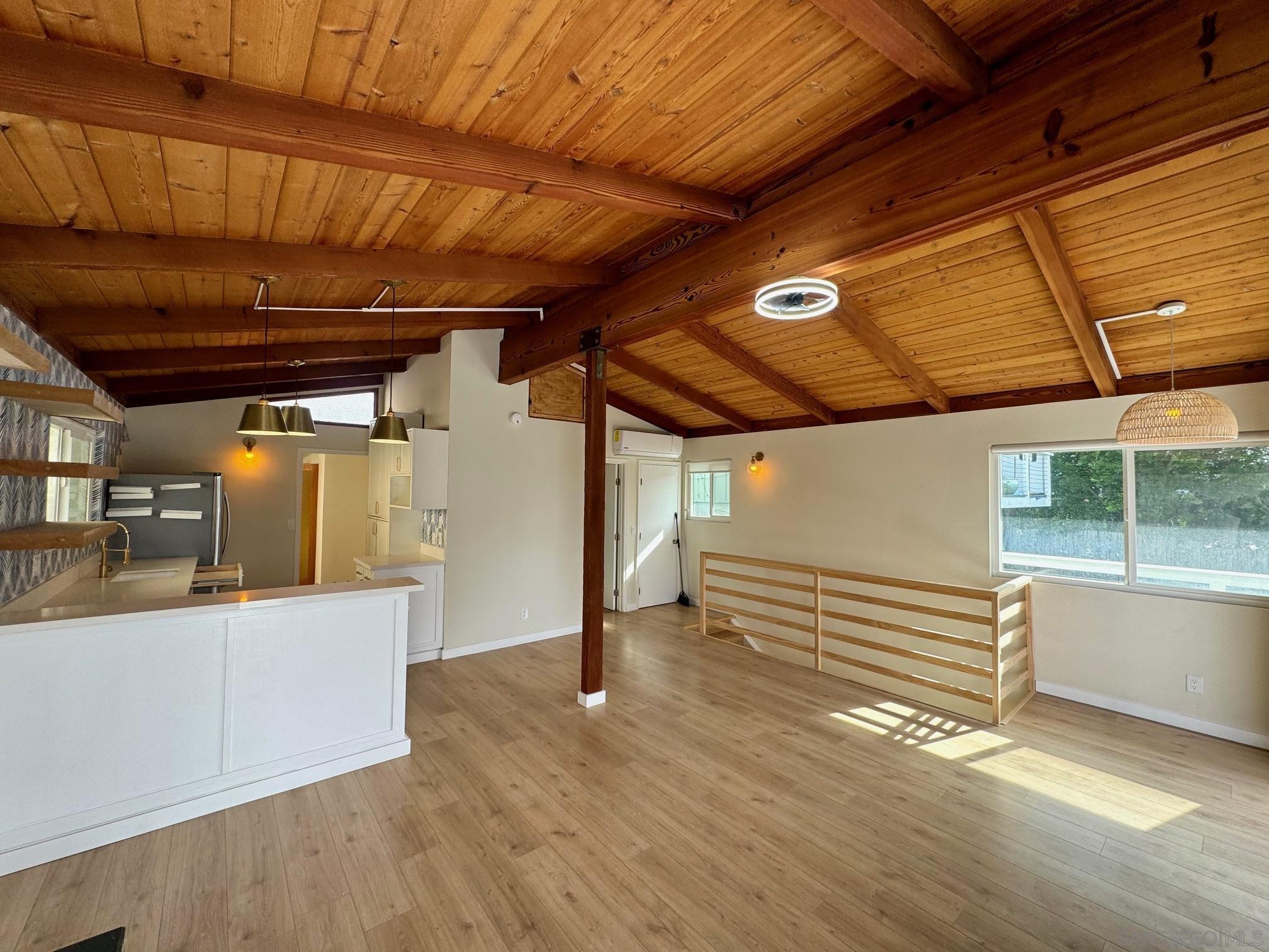 Detail Gallery Image 7 of 27 For 113  N Granados  113, Solana Beach,  CA 92075 - 2 Beds | 2 Baths