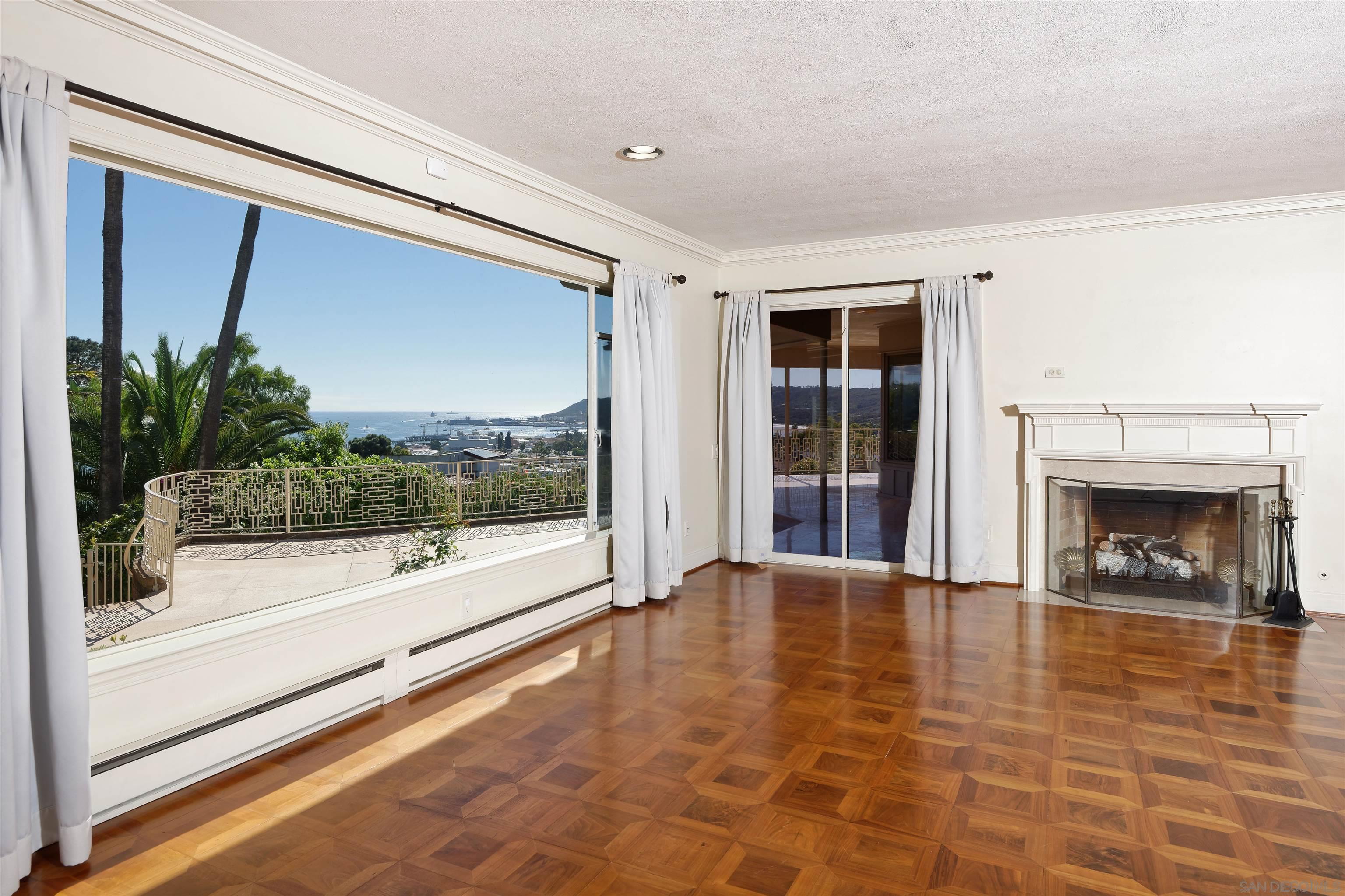 Detail Gallery Image 19 of 45 For 3125  Qualtrough, San Diego,  CA 92106 - 4 Beds | 4/1 Baths