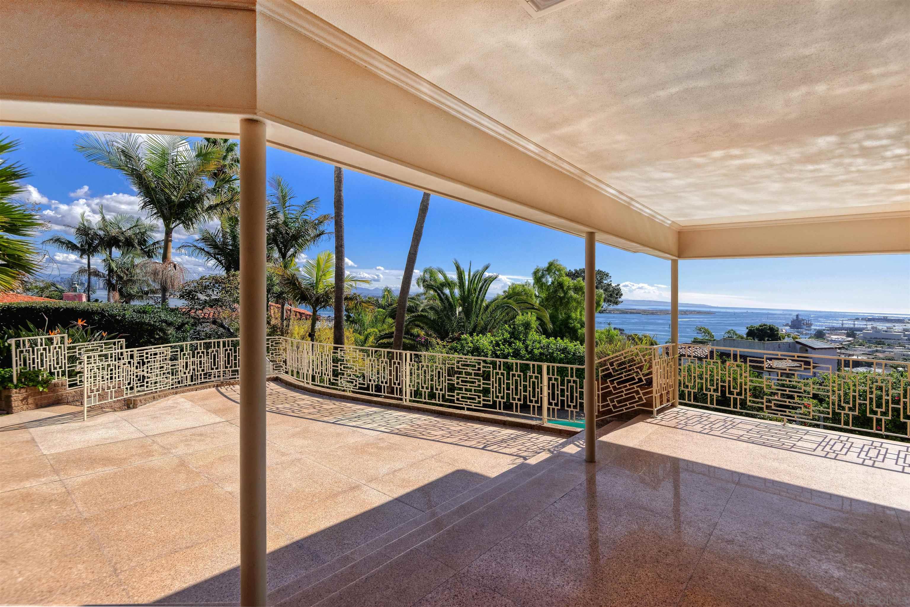 Detail Gallery Image 6 of 45 For 3125  Qualtrough, San Diego,  CA 92106 - 4 Beds | 4/1 Baths