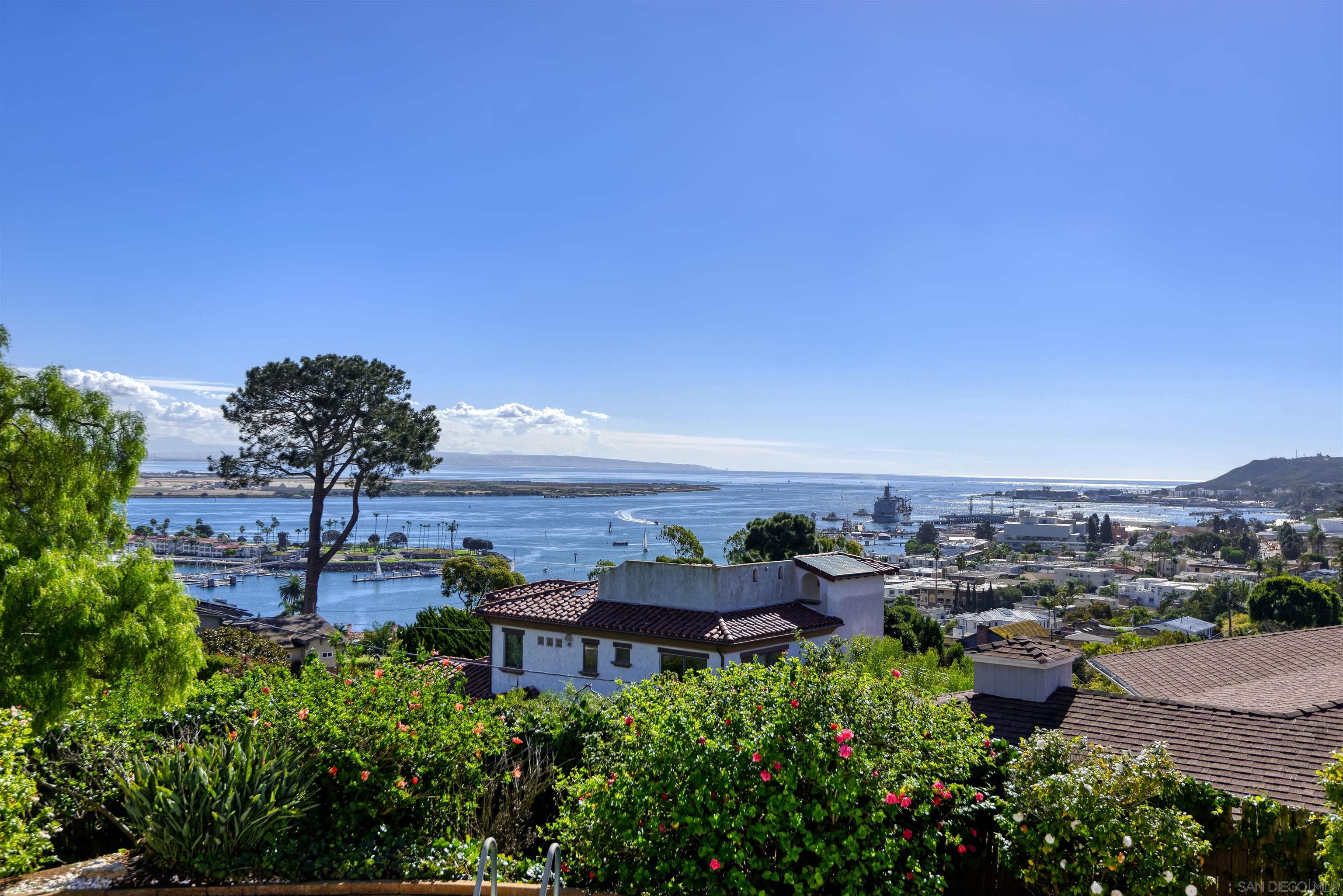 Detail Gallery Image 7 of 45 For 3125  Qualtrough, San Diego,  CA 92106 - 4 Beds | 4/1 Baths