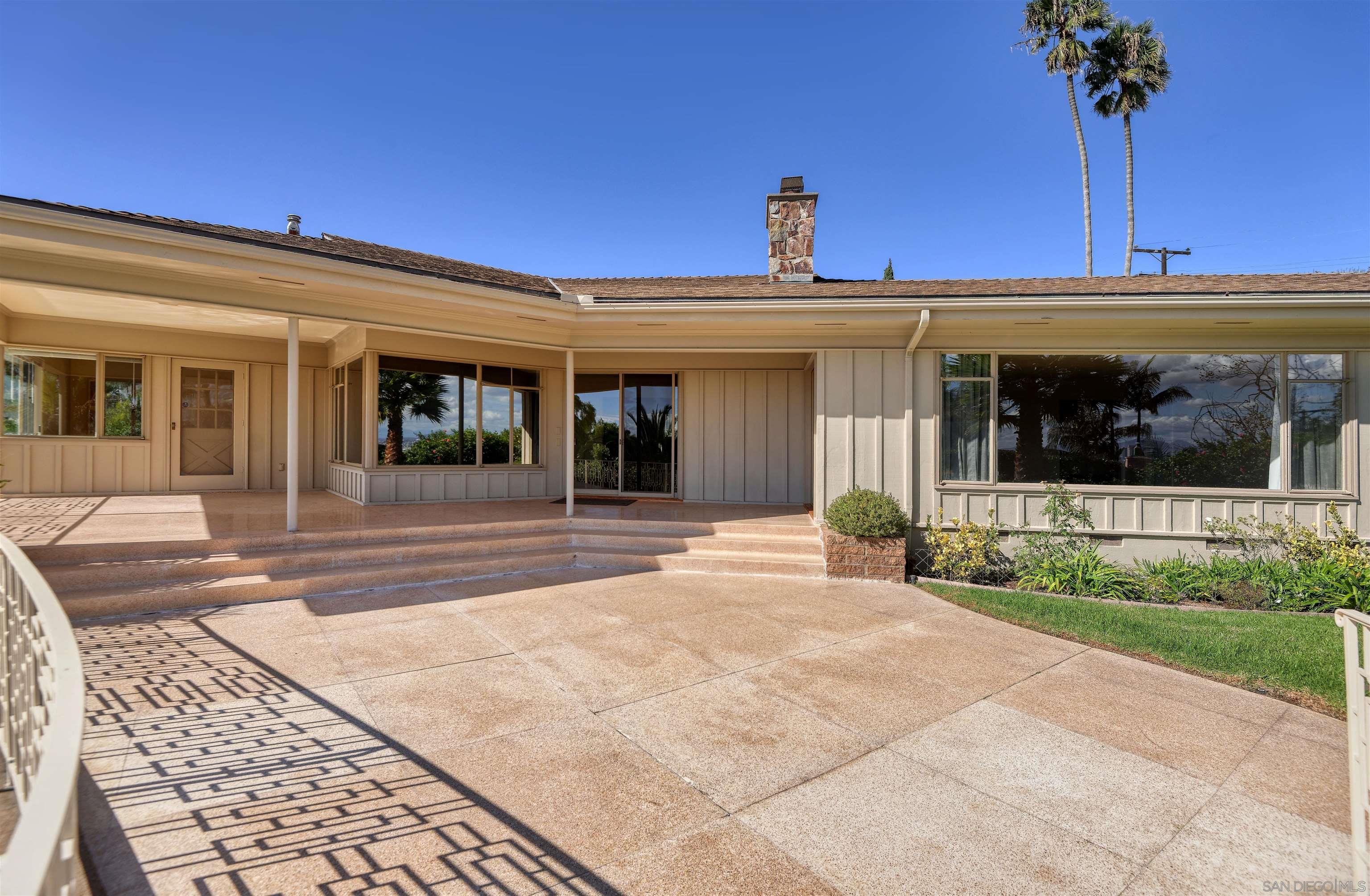 Detail Gallery Image 9 of 45 For 3125  Qualtrough, San Diego,  CA 92106 - 4 Beds | 4/1 Baths