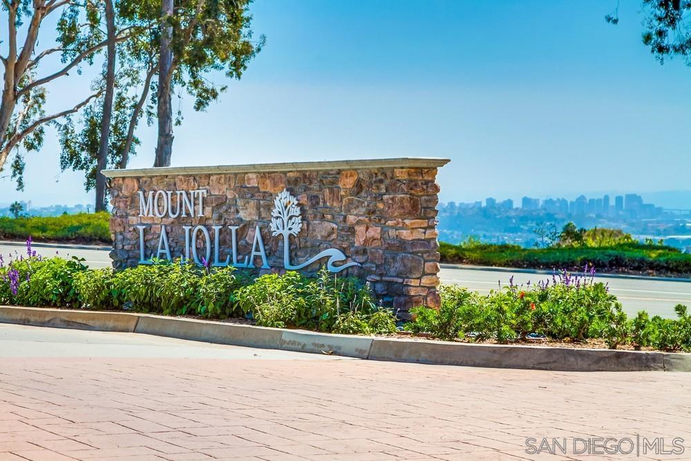 Detail Gallery Image 3 of 58 For 2223  Caminito Preciosa Sur, La Jolla,  CA 92037 - 5 Beds | 2/1 Baths