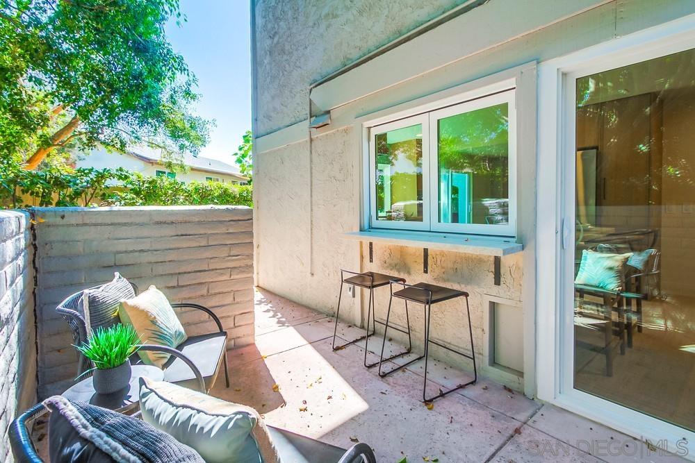 Detail Gallery Image 21 of 58 For 2223  Caminito Preciosa Sur, La Jolla,  CA 92037 - 5 Beds | 2/1 Baths