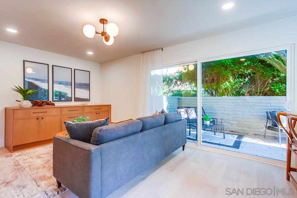 Detail Gallery Image 24 of 58 For 2223  Caminito Preciosa Sur, La Jolla,  CA 92037 - 5 Beds | 2/1 Baths