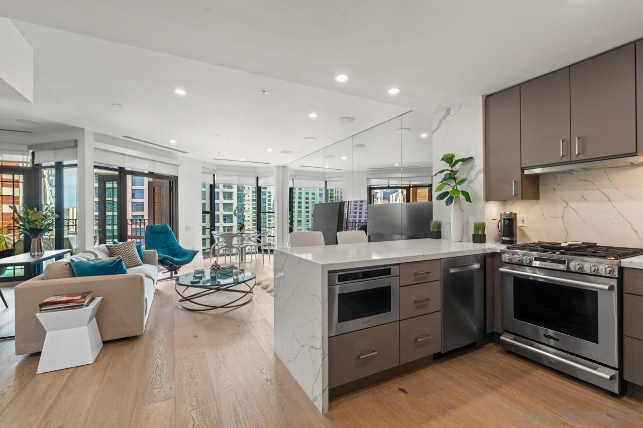 Detail Gallery Image 2 of 64 For 500 W Harbor Dr.  1315, San Diego,  CA 92101 - 1 Beds | 2 Baths