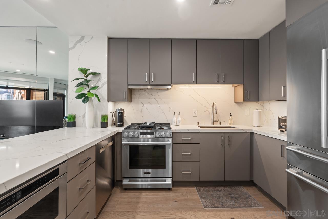 Detail Gallery Image 4 of 64 For 500 W Harbor Dr.  1315, San Diego,  CA 92101 - 1 Beds | 2 Baths