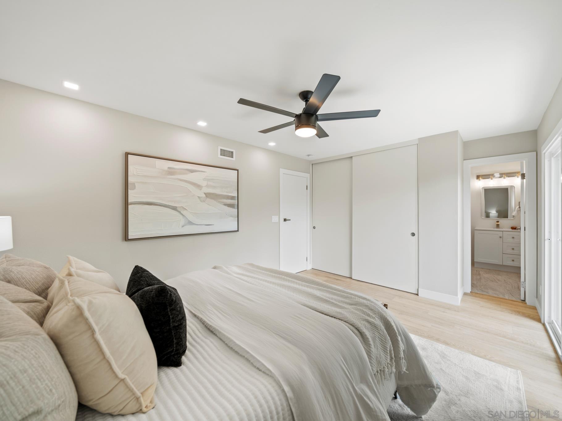 Detail Gallery Image 14 of 24 For 14793  Penasquitos Dr, San Diego,  CA 92129 - 3 Beds | 2 Baths