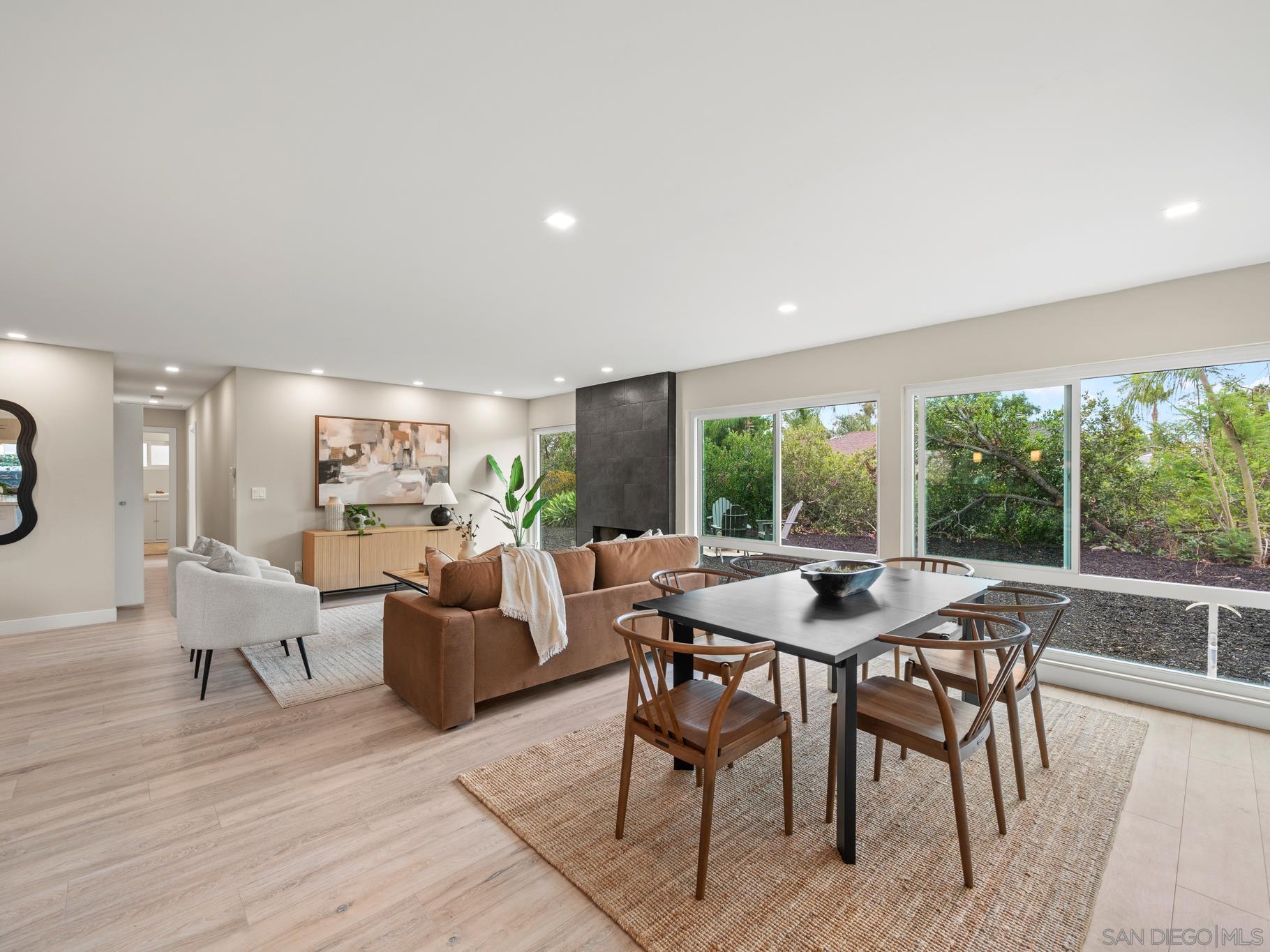 Detail Gallery Image 6 of 24 For 14793  Penasquitos Dr, San Diego,  CA 92129 - 3 Beds | 2 Baths