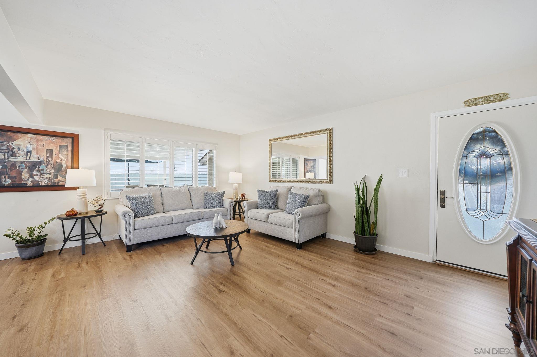 Detail Gallery Image 5 of 43 For 1434  Manchester St, National City,  CA 91950 - 3 Beds | 2 Baths