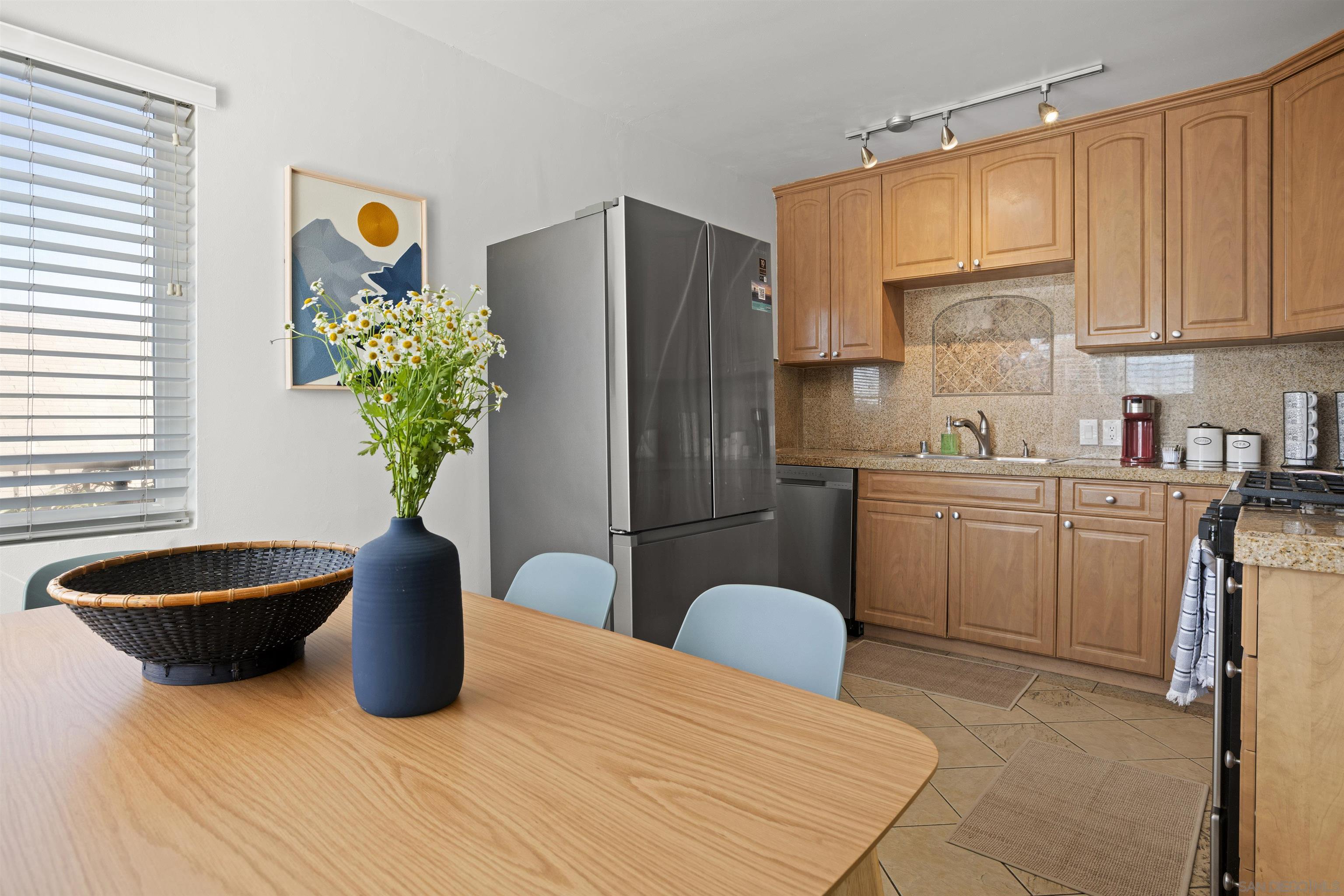 Detail Gallery Image 19 of 40 For 4614  Saratoga Ave, San Diego,  CA 92107 - 2 Beds | 1 Baths