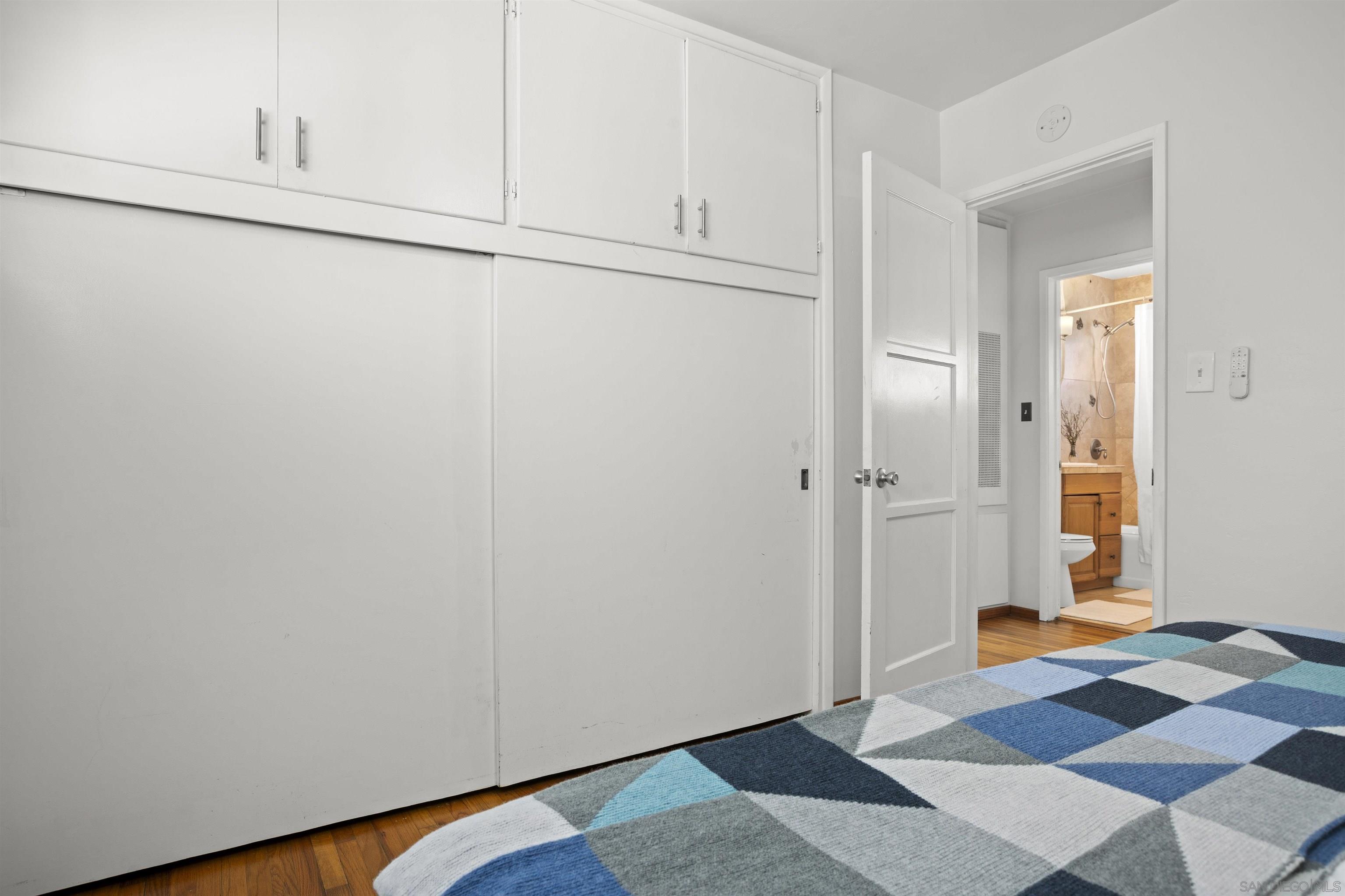 Detail Gallery Image 26 of 40 For 4614  Saratoga Ave, San Diego,  CA 92107 - 2 Beds | 1 Baths