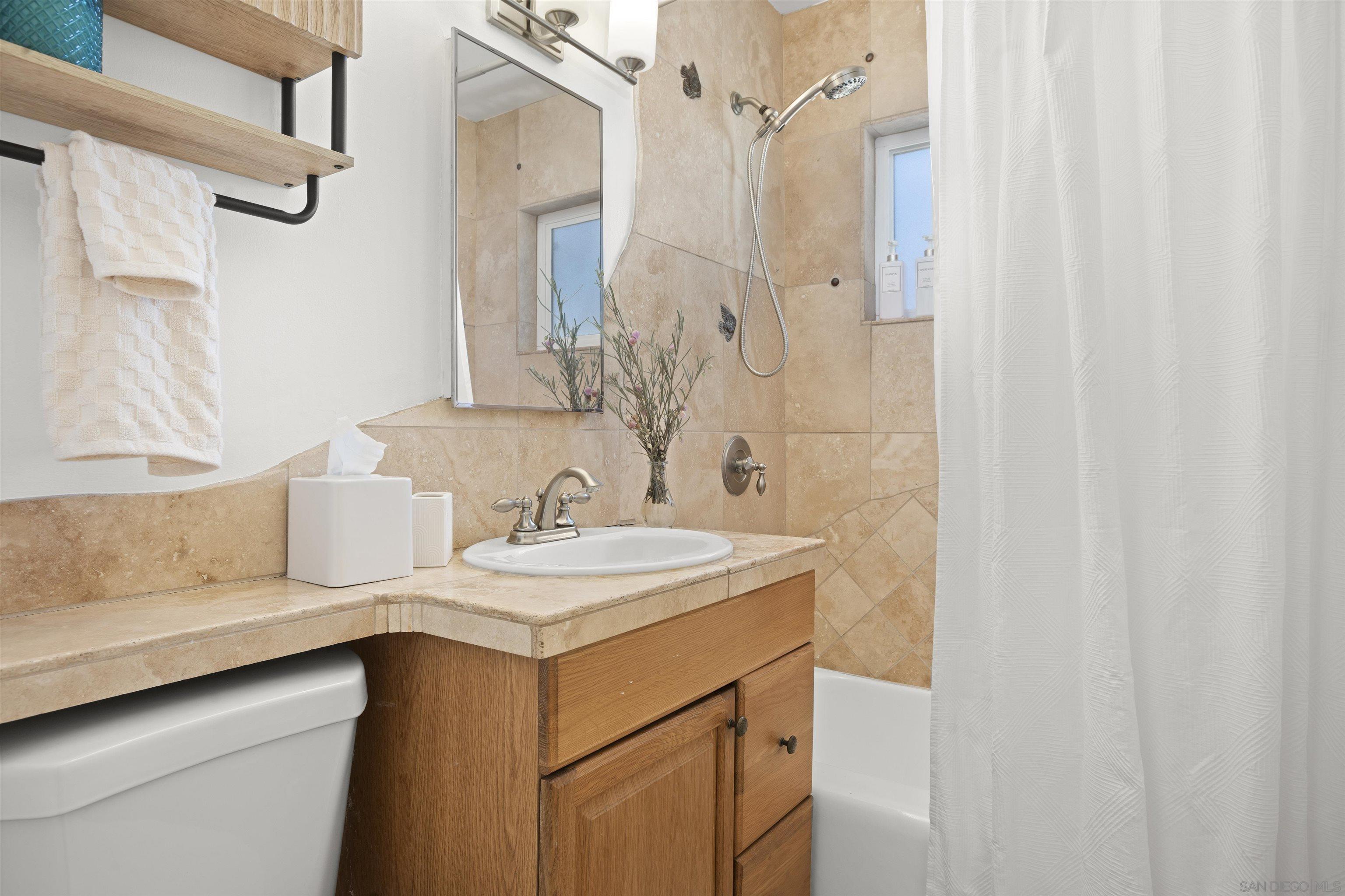 Detail Gallery Image 27 of 40 For 4614  Saratoga Ave, San Diego,  CA 92107 - 2 Beds | 1 Baths