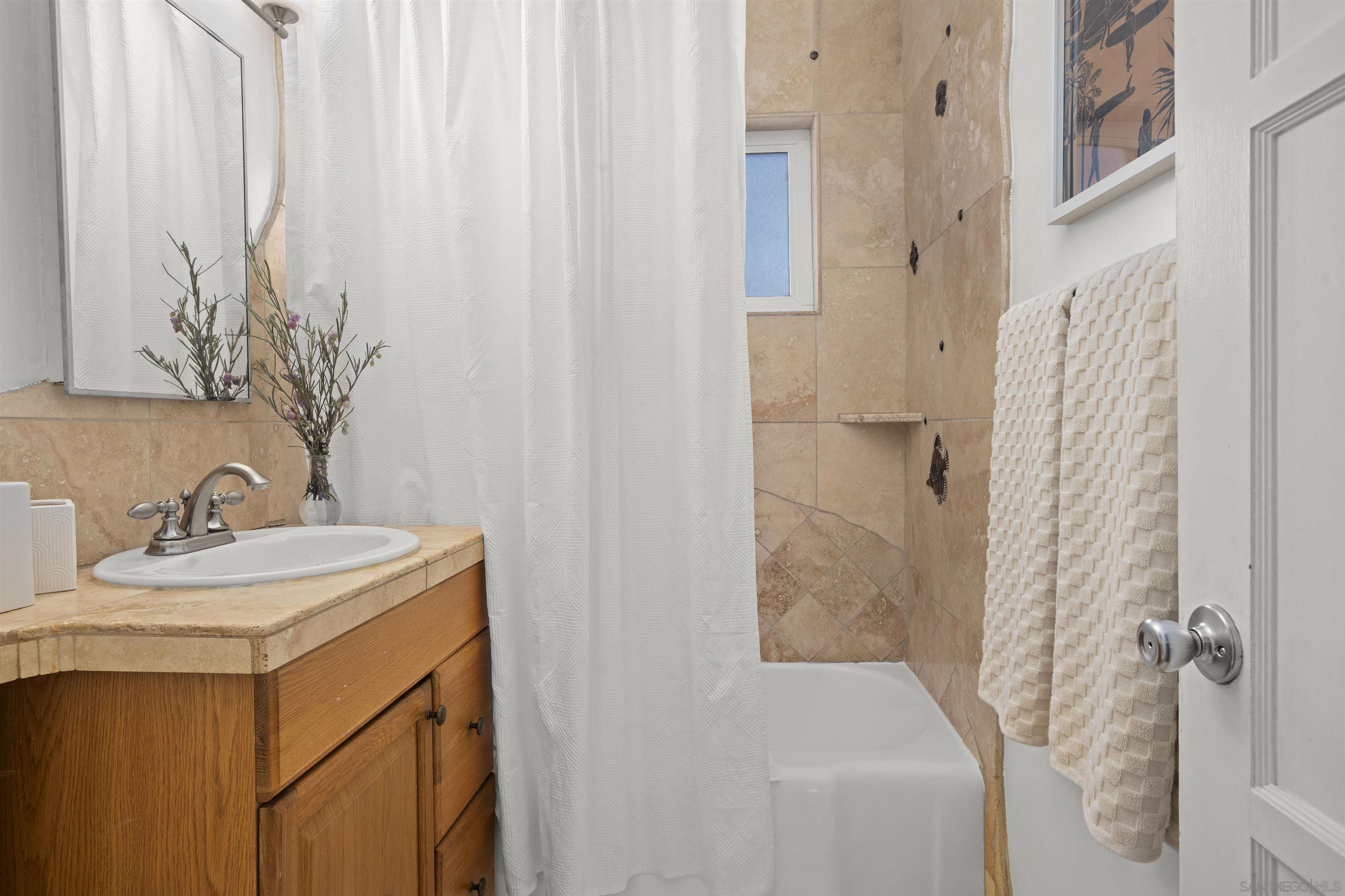 Detail Gallery Image 28 of 40 For 4614  Saratoga Ave, San Diego,  CA 92107 - 2 Beds | 1 Baths