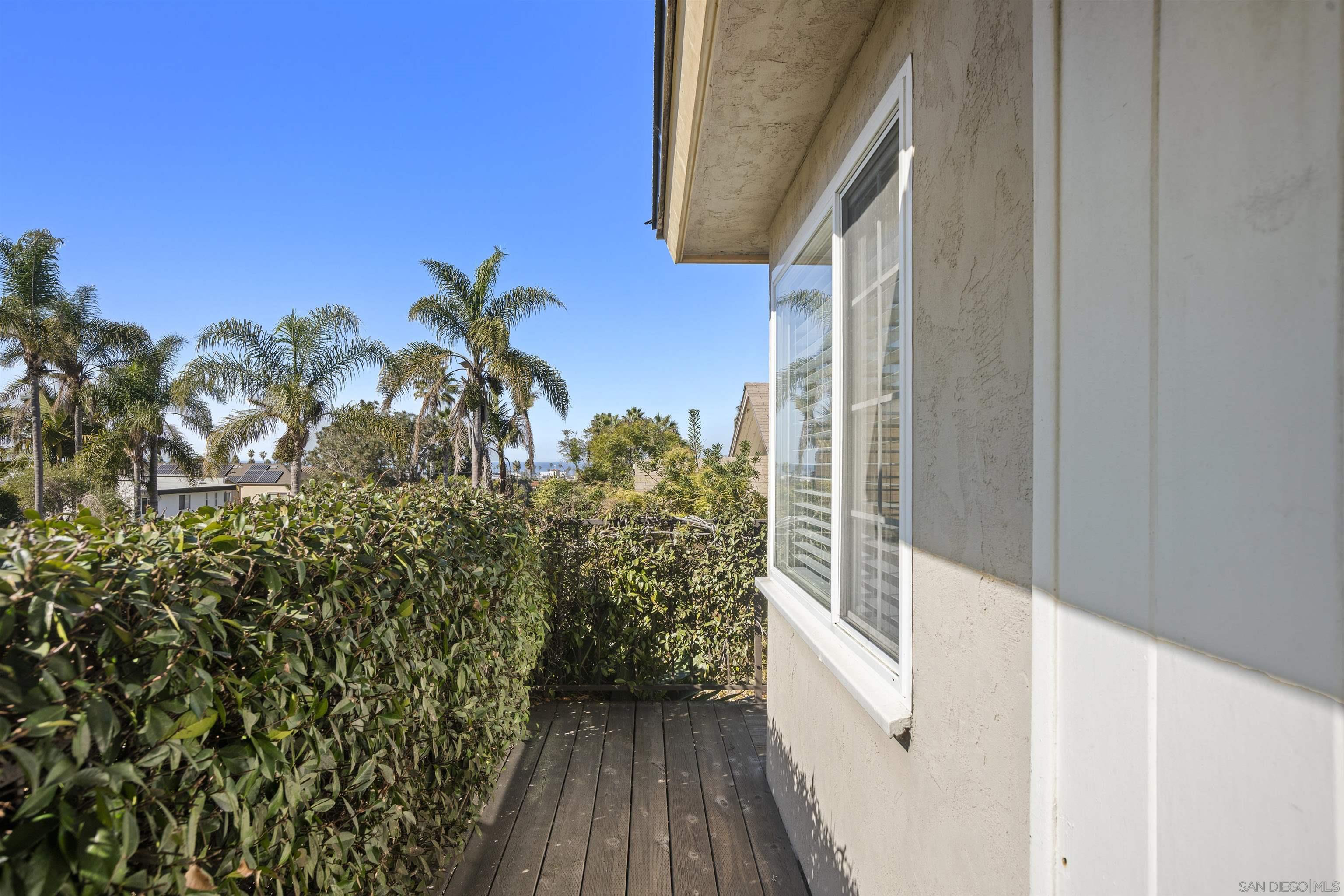 Detail Gallery Image 9 of 40 For 4614  Saratoga Ave, San Diego,  CA 92107 - 2 Beds | 1 Baths