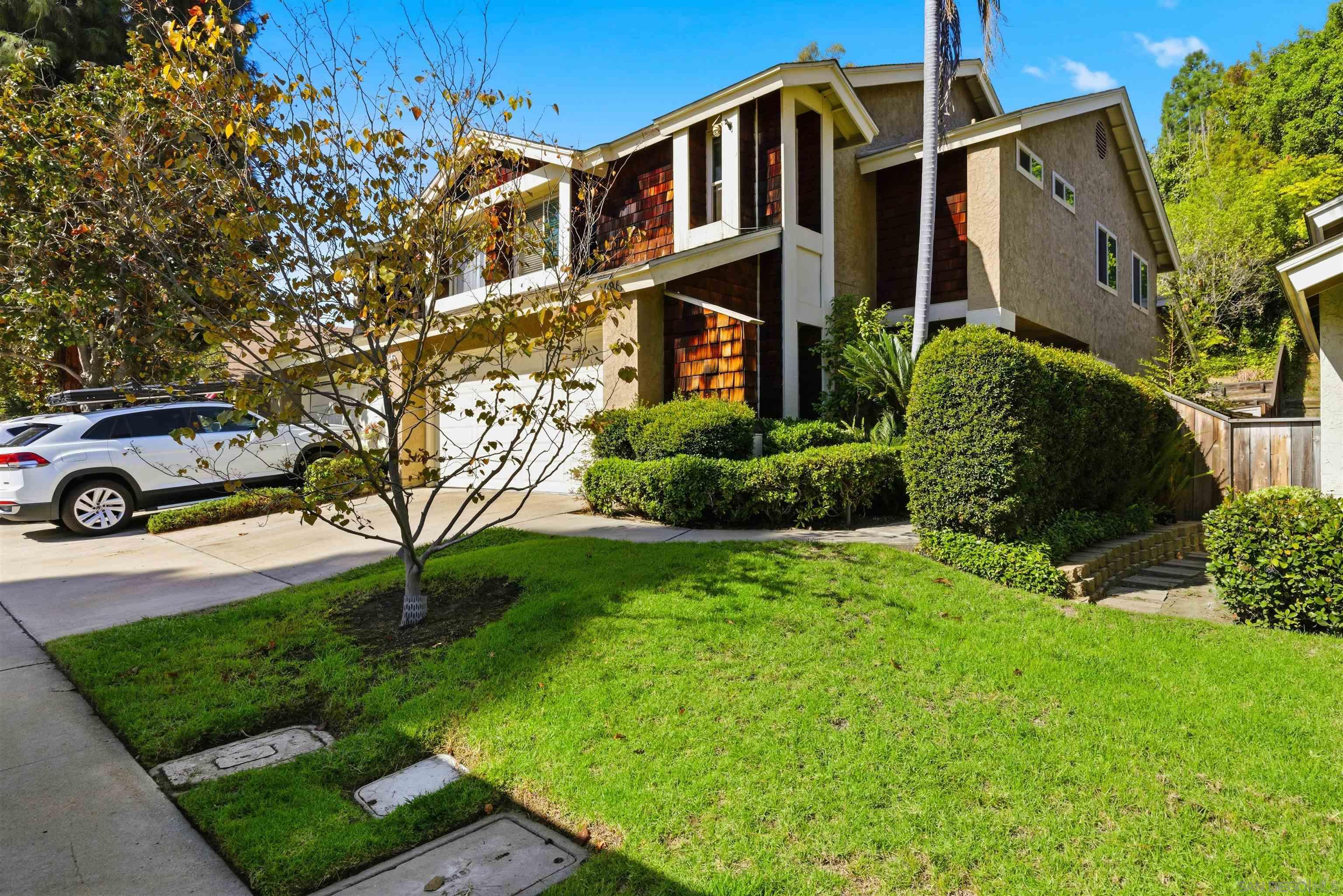 Detail Gallery Image 3 of 36 For 3686  Cactusview Drive, San Diego,  CA 92105 - 4 Beds | 2/1 Baths