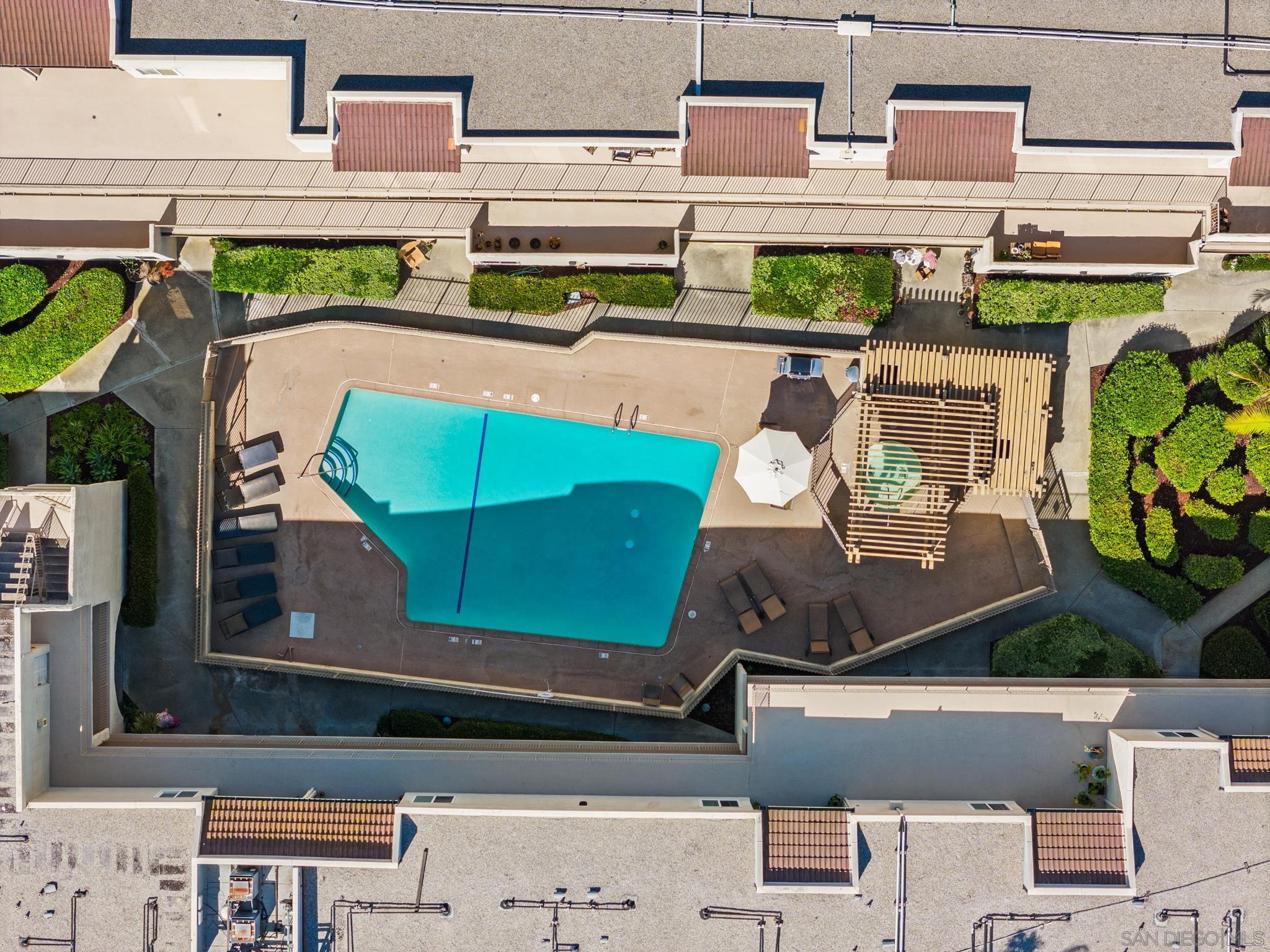 Detail Gallery Image 29 of 37 For 13754  Mango Drive  #316,  Del Mar,  CA 92014 - 2 Beds | 2 Baths