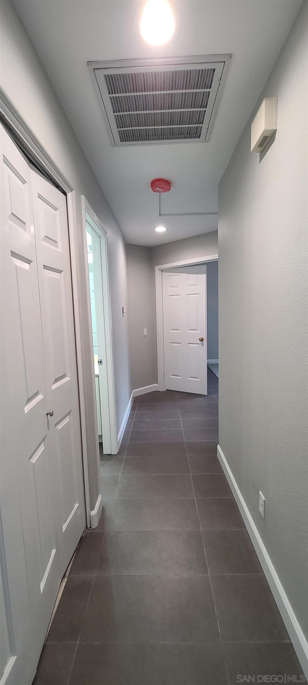 Detail Gallery Image 20 of 36 For 11929  Tivoli Park Row  6, San Diego,  CA 92128 - 2 Beds | 2/1 Baths