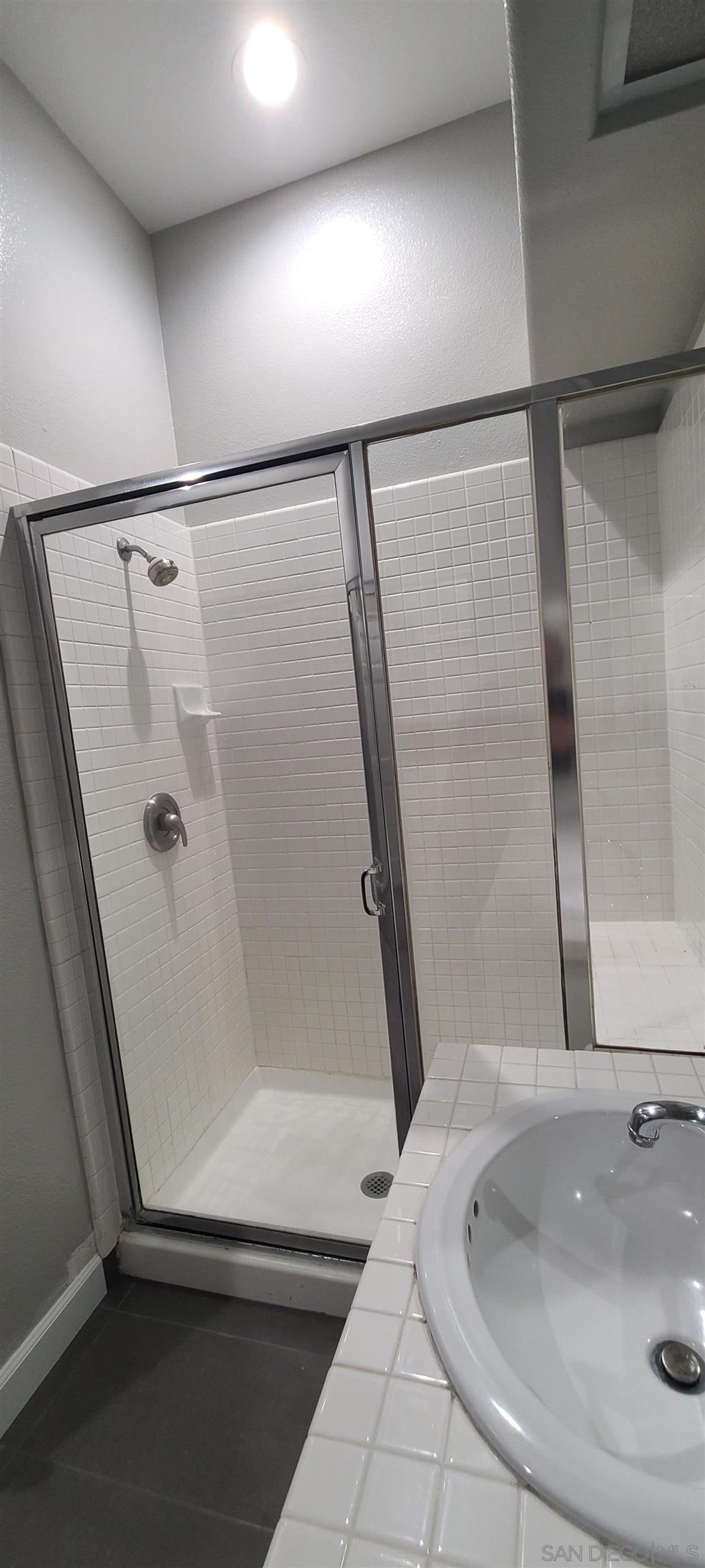 Detail Gallery Image 34 of 36 For 11929  Tivoli Park Row  6, San Diego,  CA 92128 - 2 Beds | 2/1 Baths