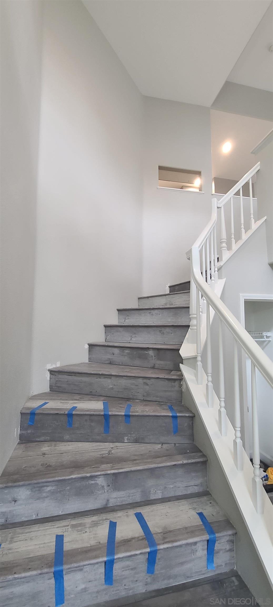 Detail Gallery Image 5 of 36 For 11929  Tivoli Park Row  6, San Diego,  CA 92128 - 2 Beds | 2/1 Baths