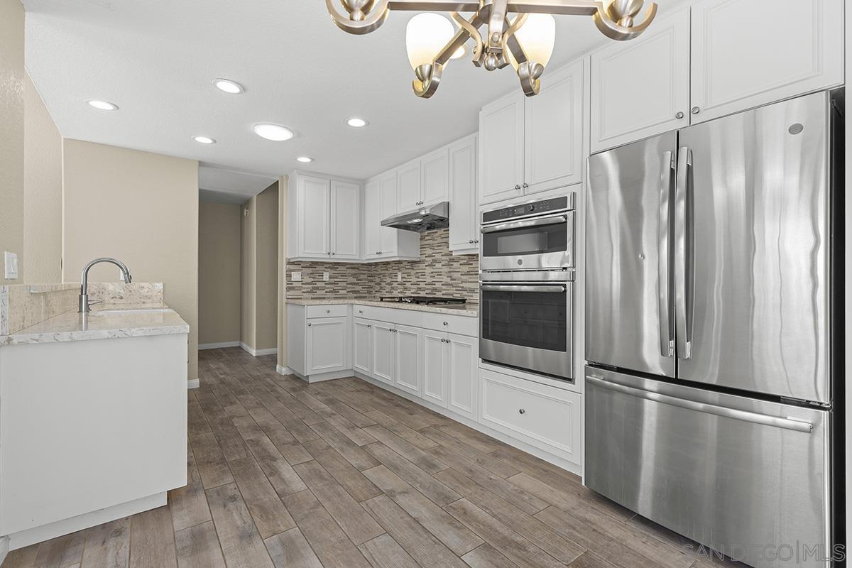 Detail Gallery Image 18 of 51 For 12071  Caminito Corriente, San Diego,  CA 92128 - 3 Beds | 2 Baths