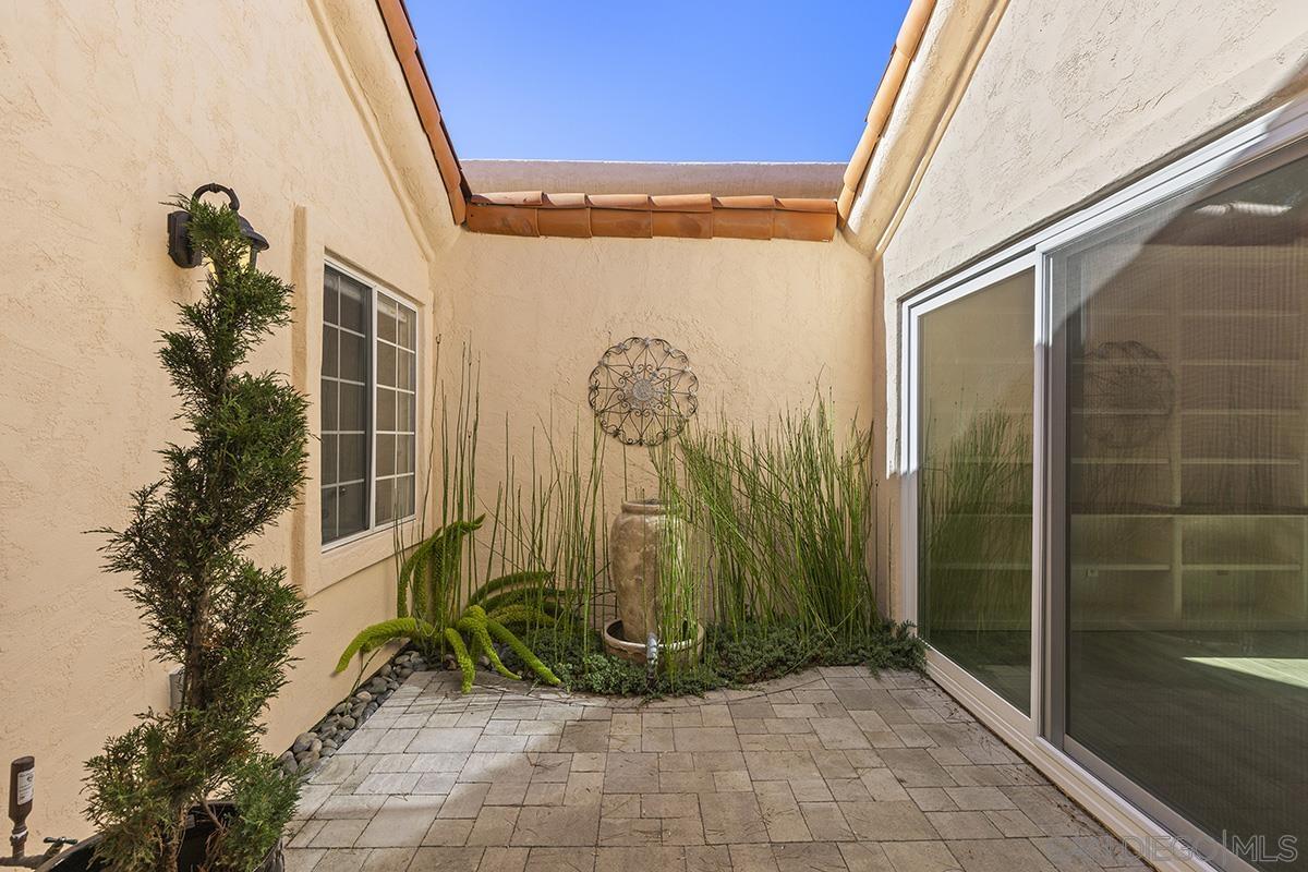 Detail Gallery Image 32 of 51 For 12071  Caminito Corriente, San Diego,  CA 92128 - 3 Beds | 2 Baths