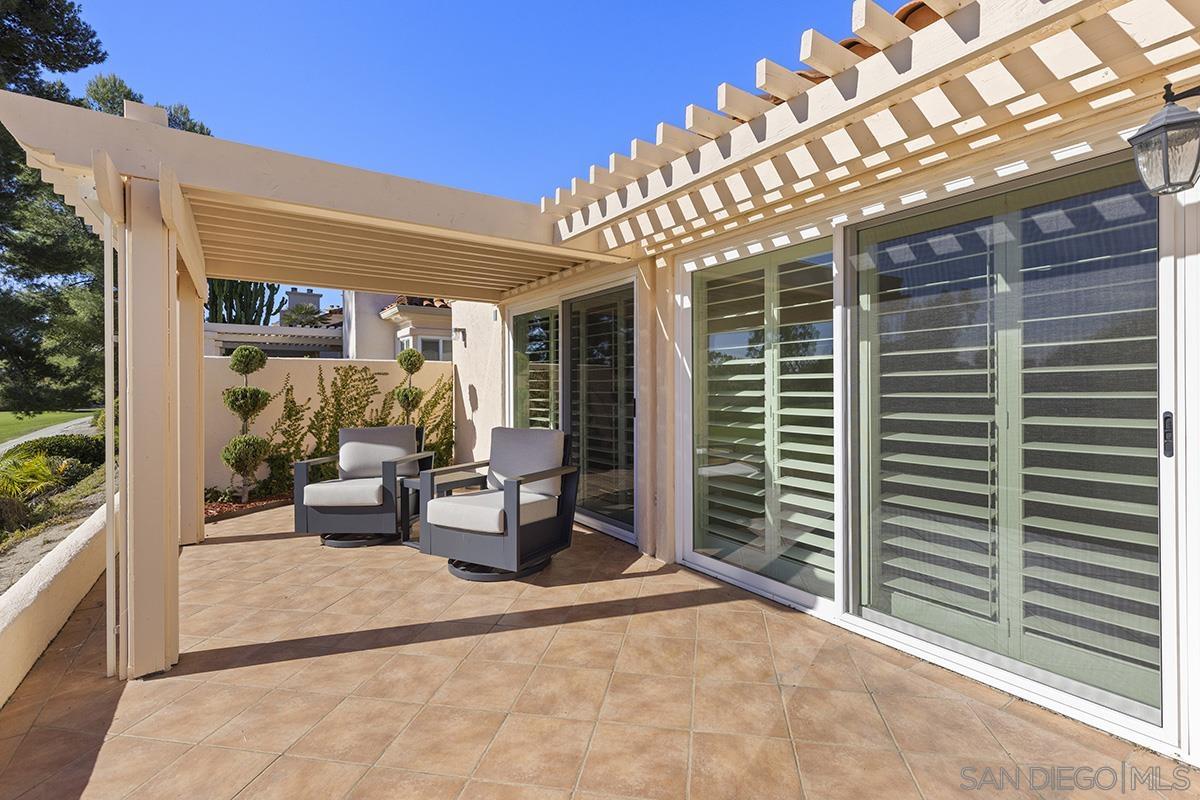 Detail Gallery Image 34 of 51 For 12071  Caminito Corriente, San Diego,  CA 92128 - 3 Beds | 2 Baths