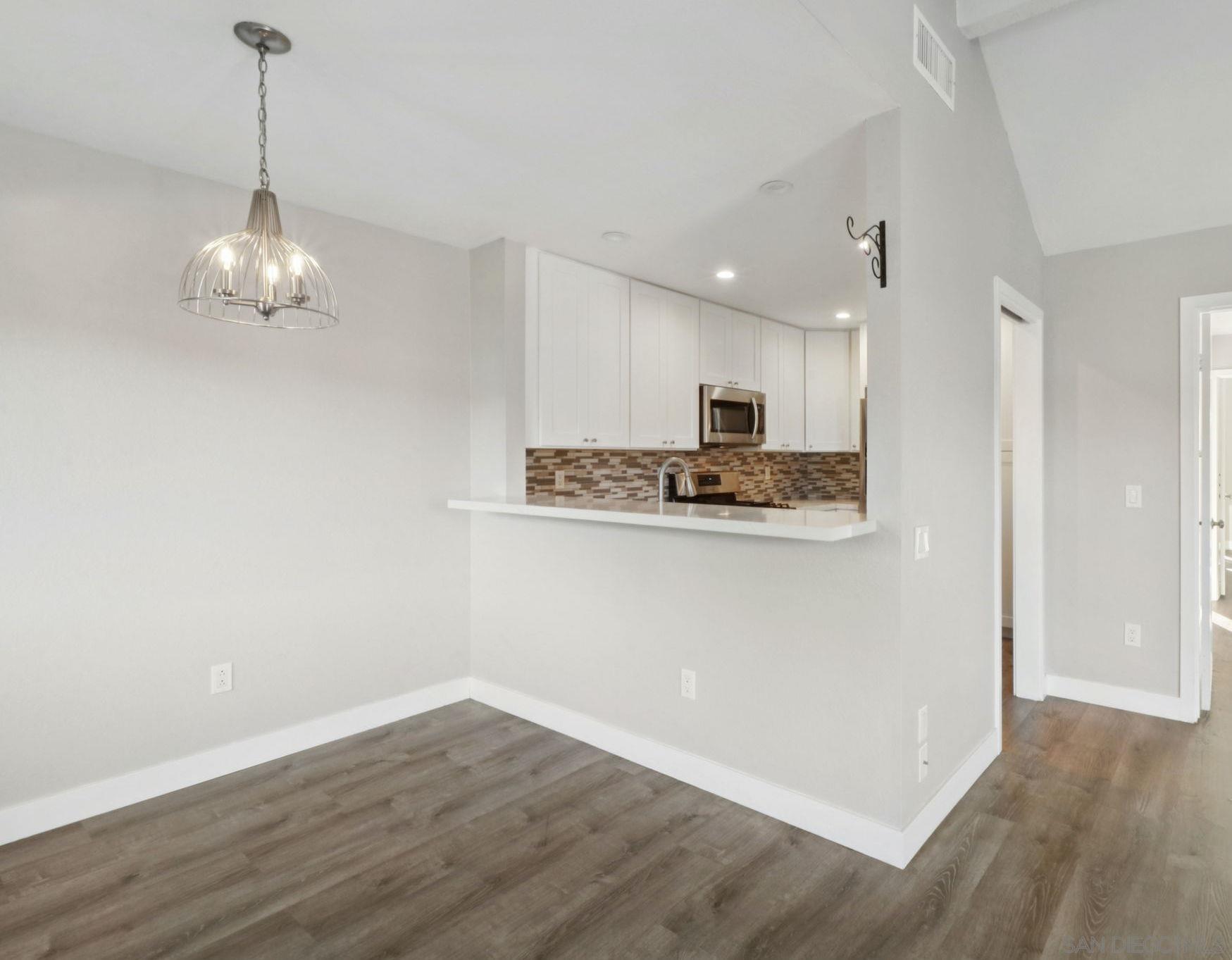 Detail Gallery Image 15 of 61 For 2422  Caminito Ocean Cv, Cardiff By The Sea,  CA 92007 - 2 Beds | 1 Baths