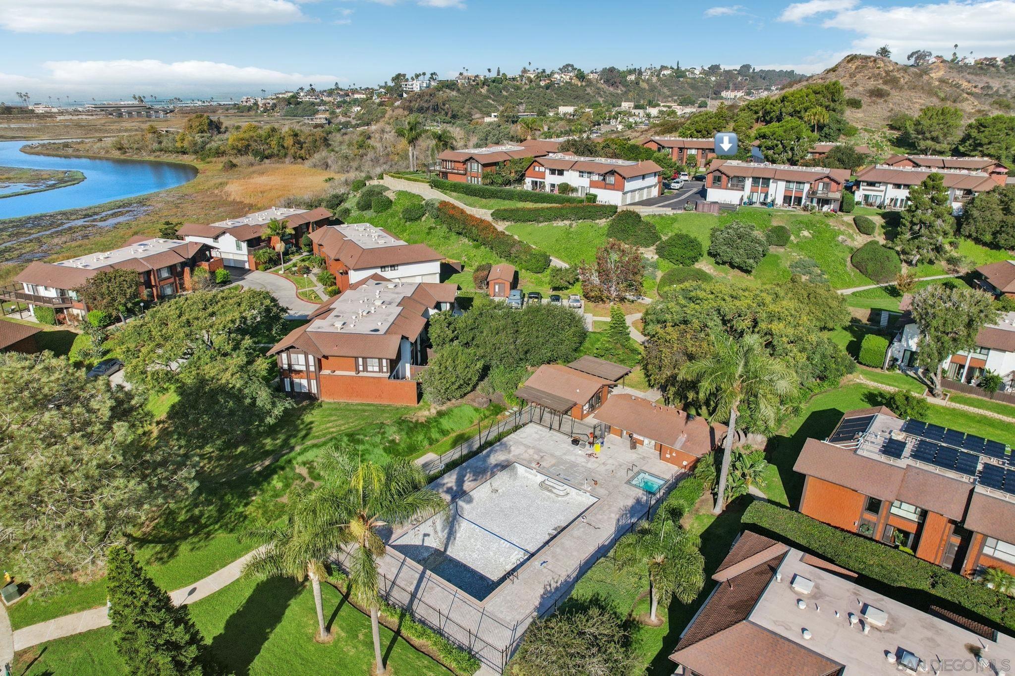 Detail Gallery Image 37 of 61 For 2422  Caminito Ocean Cv, Cardiff By The Sea,  CA 92007 - 2 Beds | 1 Baths