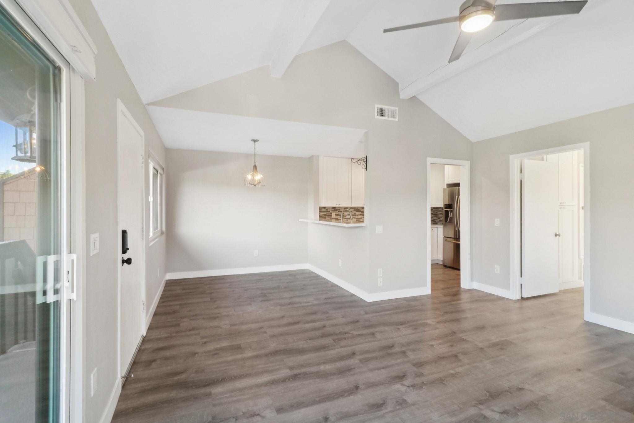 Detail Gallery Image 6 of 61 For 2422  Caminito Ocean Cv, Cardiff By The Sea,  CA 92007 - 2 Beds | 1 Baths