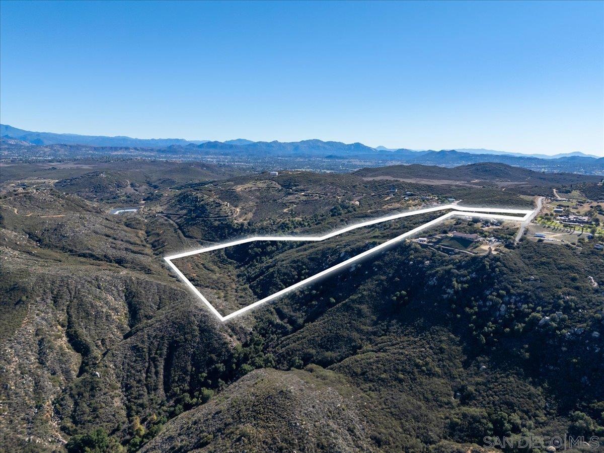 Detail Gallery Image 2 of 11 For , Ramona,  CA 92065 - – Beds | – Baths