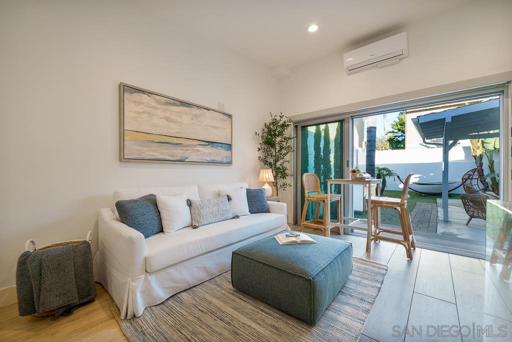 Detail Gallery Image 10 of 30 For 1656  Pacific Beach Dr  B, San Diego,  CA 92109 - 0 Beds | 1 Baths