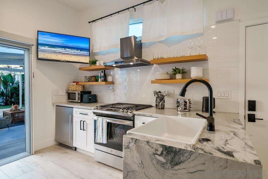 Detail Gallery Image 13 of 30 For 1656  Pacific Beach Dr  B, San Diego,  CA 92109 - 0 Beds | 1 Baths